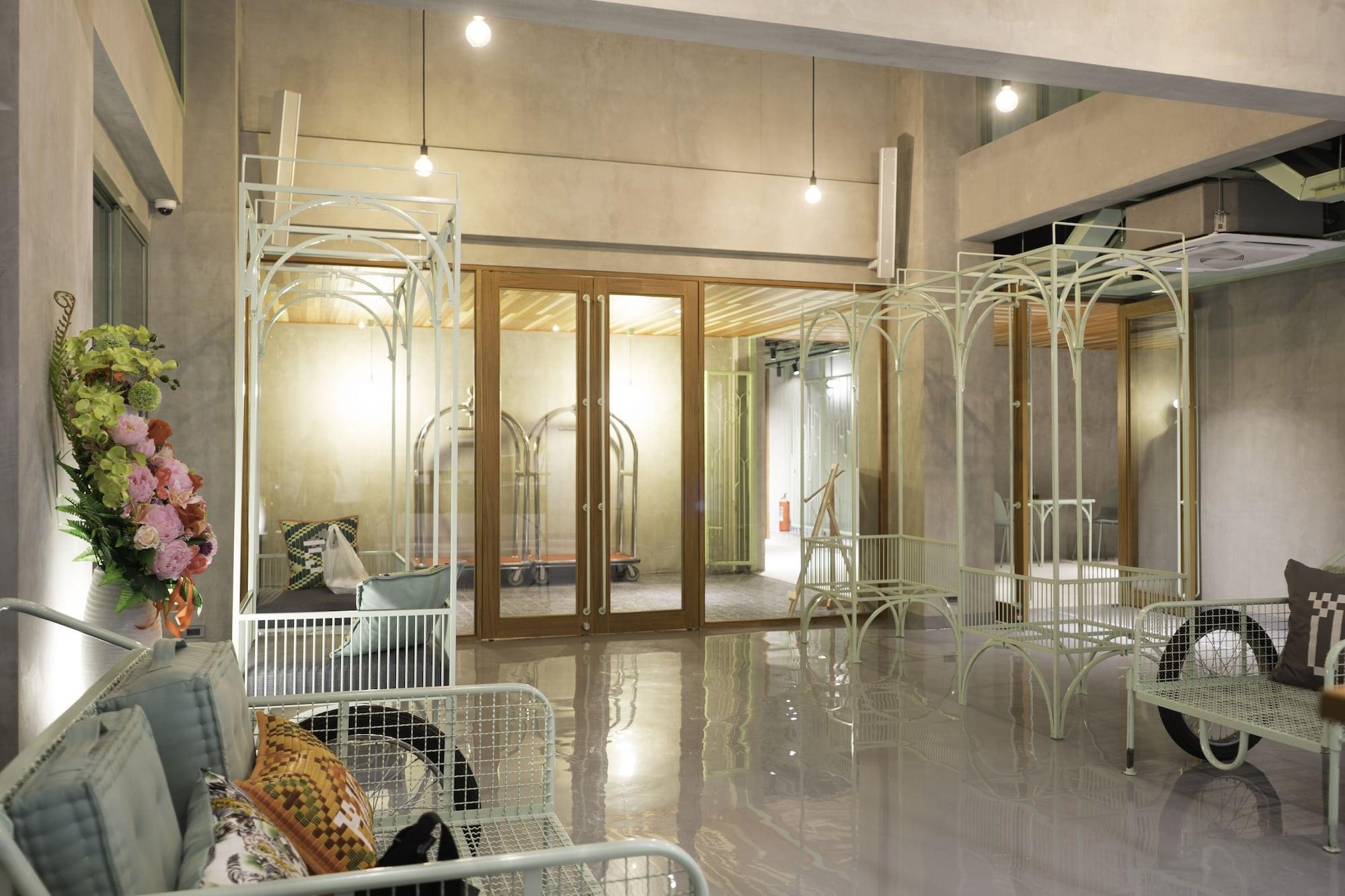 Vista Lobby Samsen Street Hotel