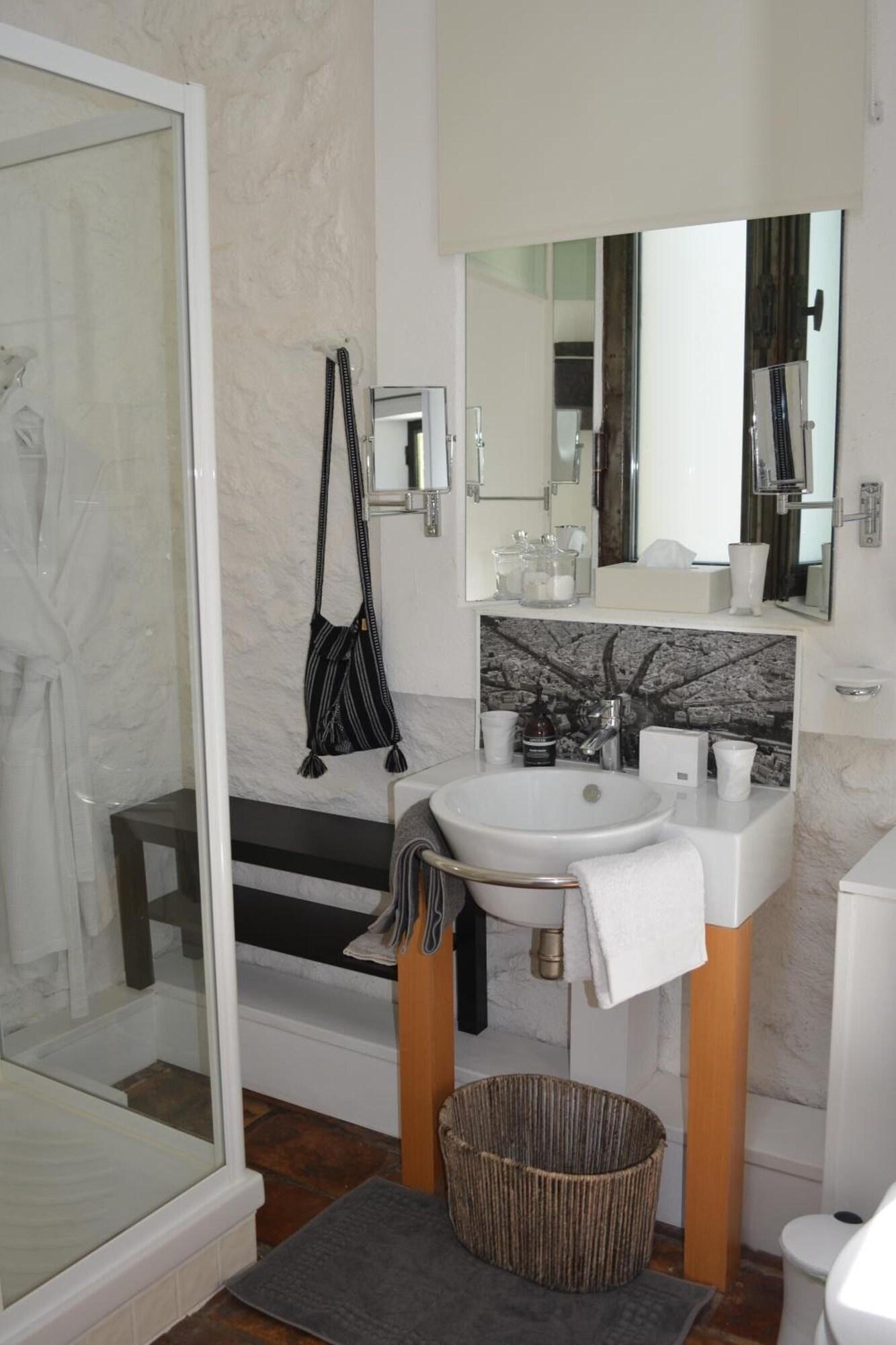 Equipamiento de Habitación Ô Chai d'Œuvres - Luxury B&B