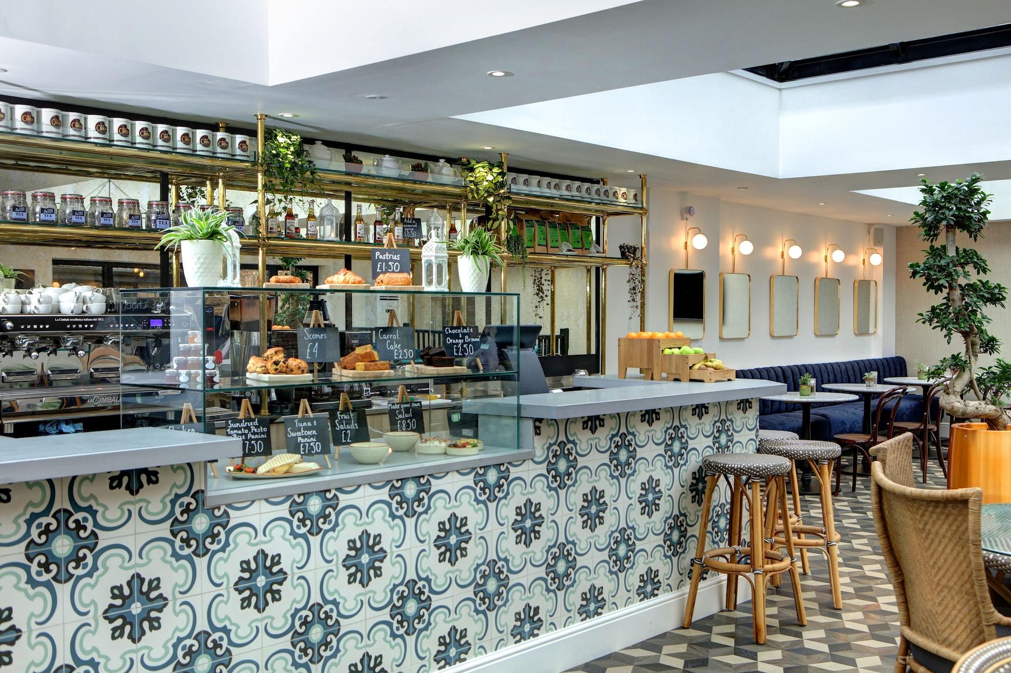 Bar/Salón DoubleTree by Hilton York