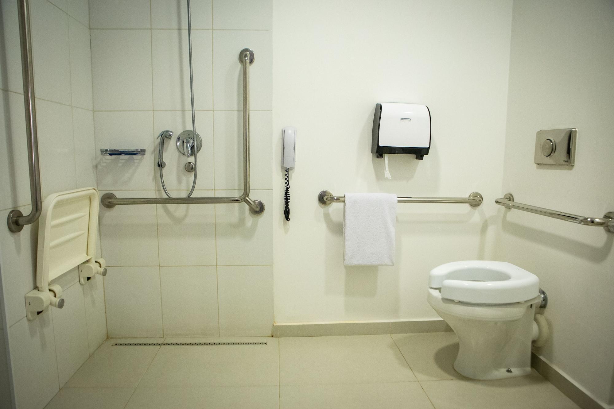 Equipamiento de Habitación ibis budget Osasco