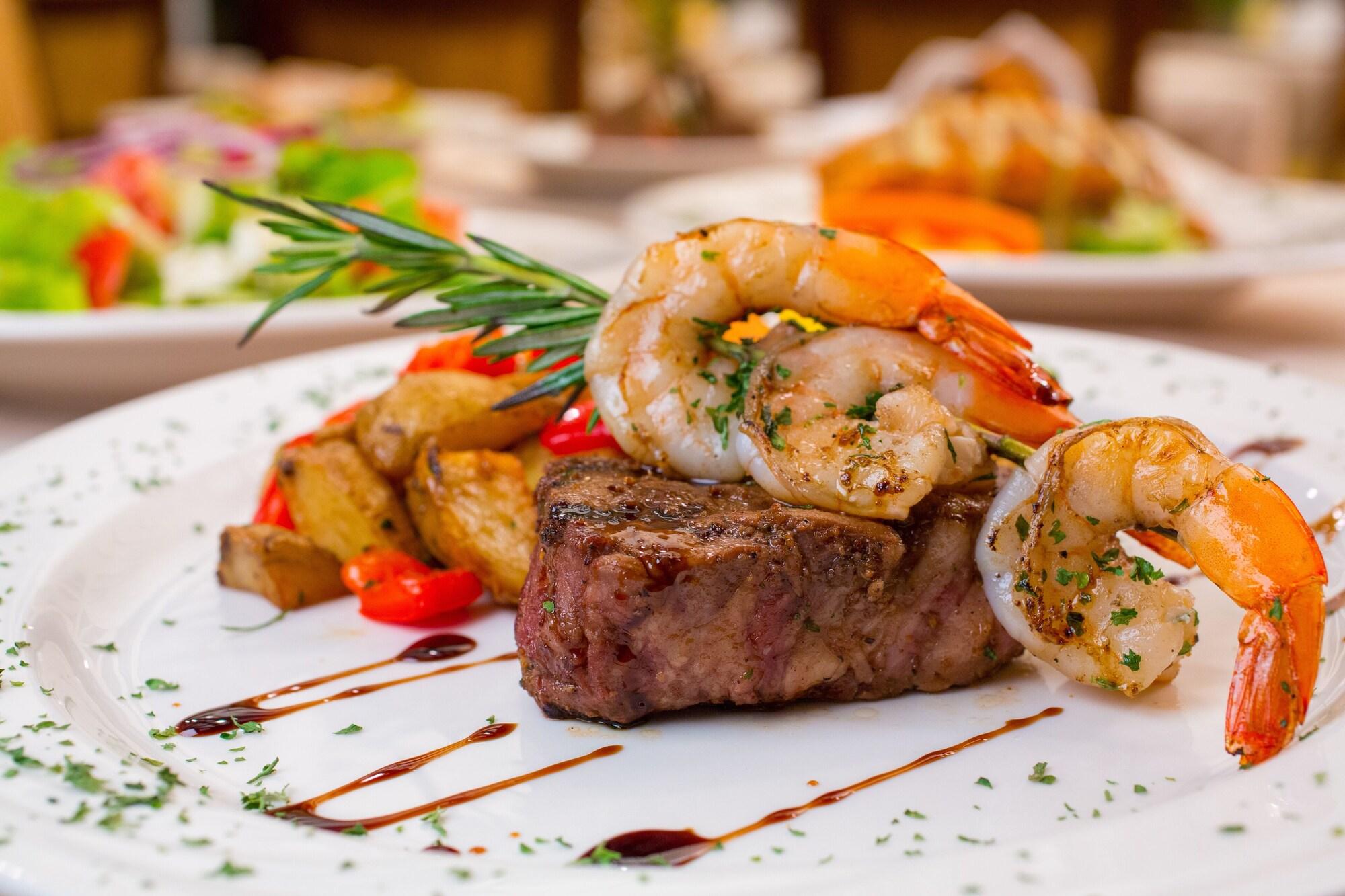 Restaurant Comfort Suites Paradise Island