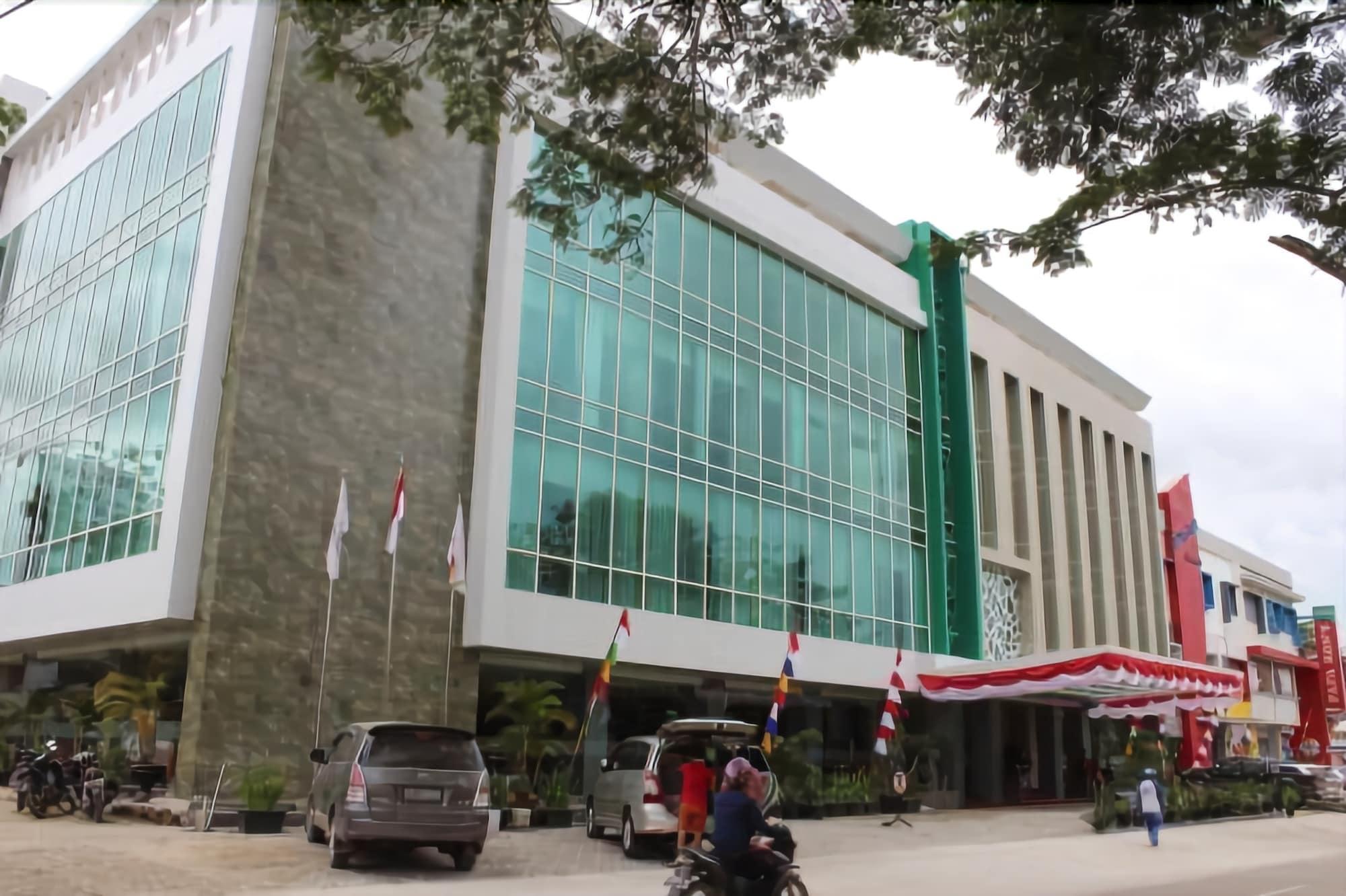 Vista Exterior Plaza Inn Kendari