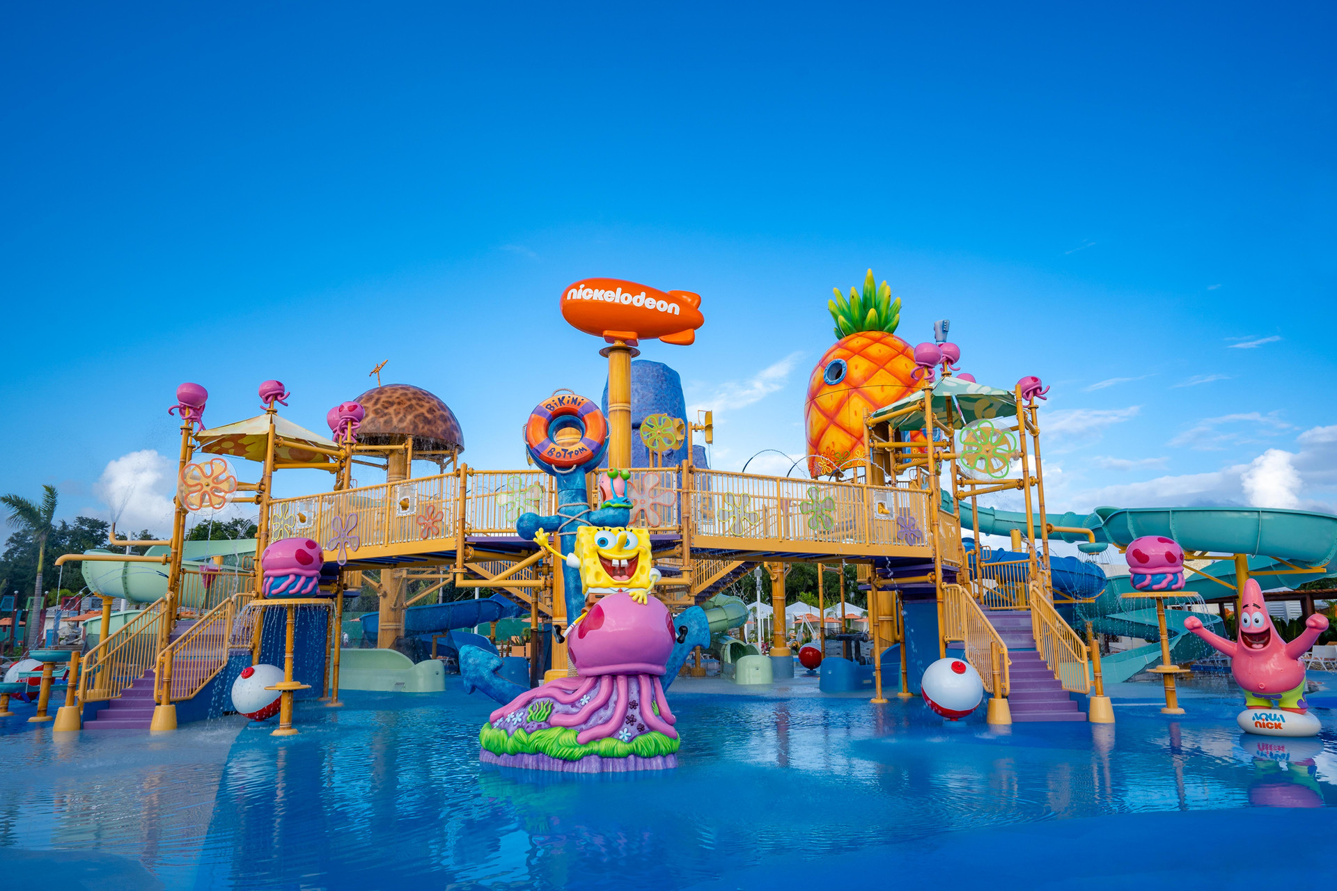 Vista Piscina Nickelodeon Hotels & Resorts Riviera Maya , By Karisma