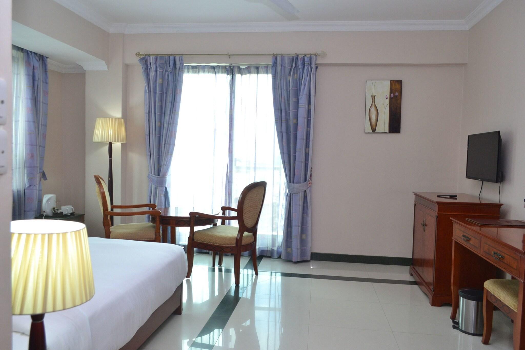 Vista Exterior Hotel Nikko Tower