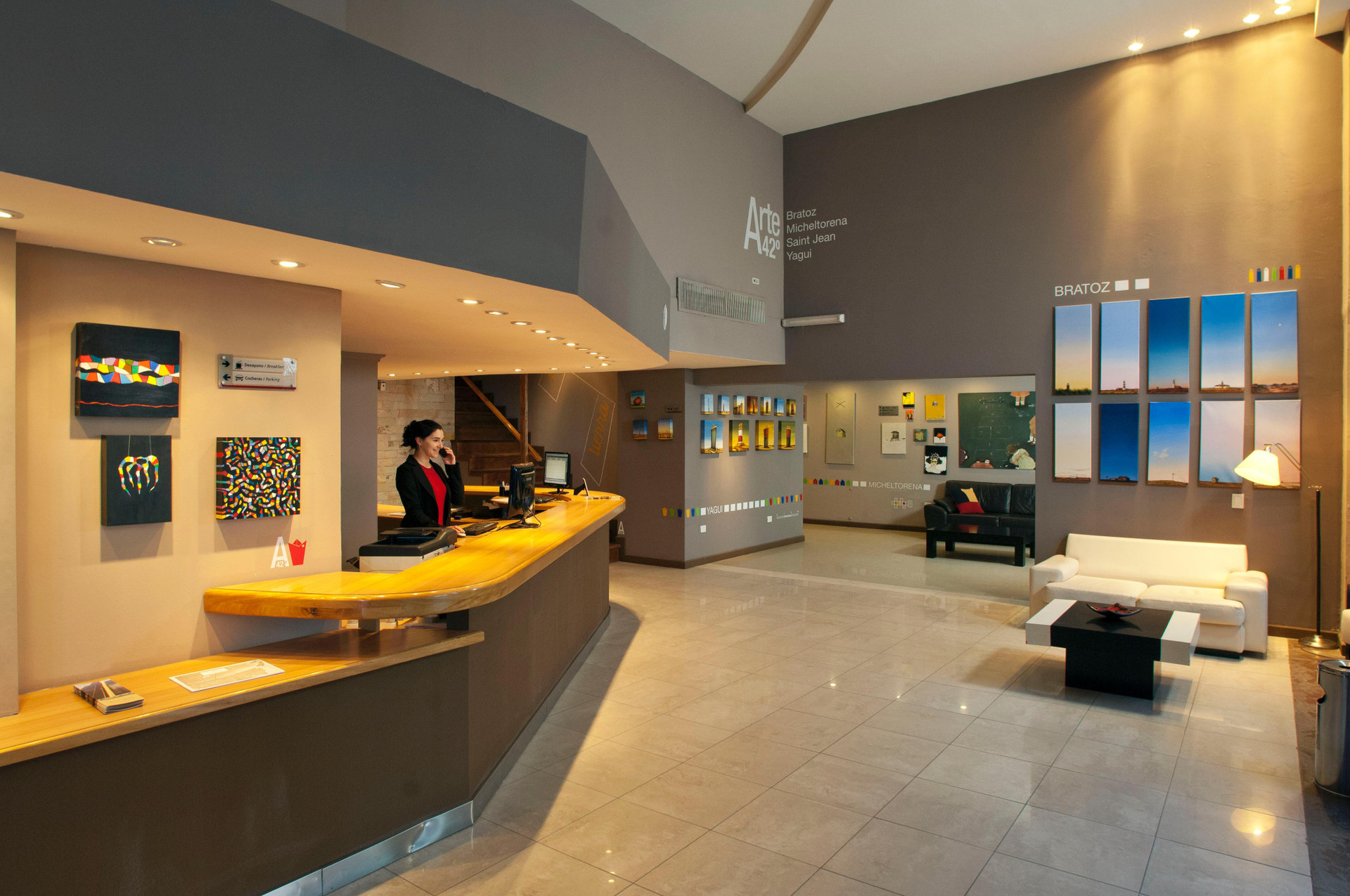 Vista Lobby Hotel Pirén