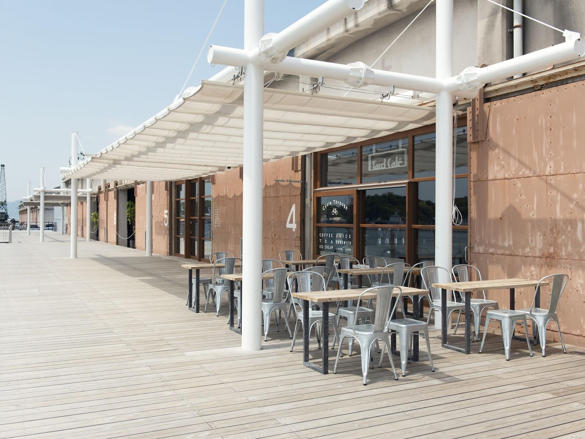 Varios Onomichi U2 Hotel Cycle