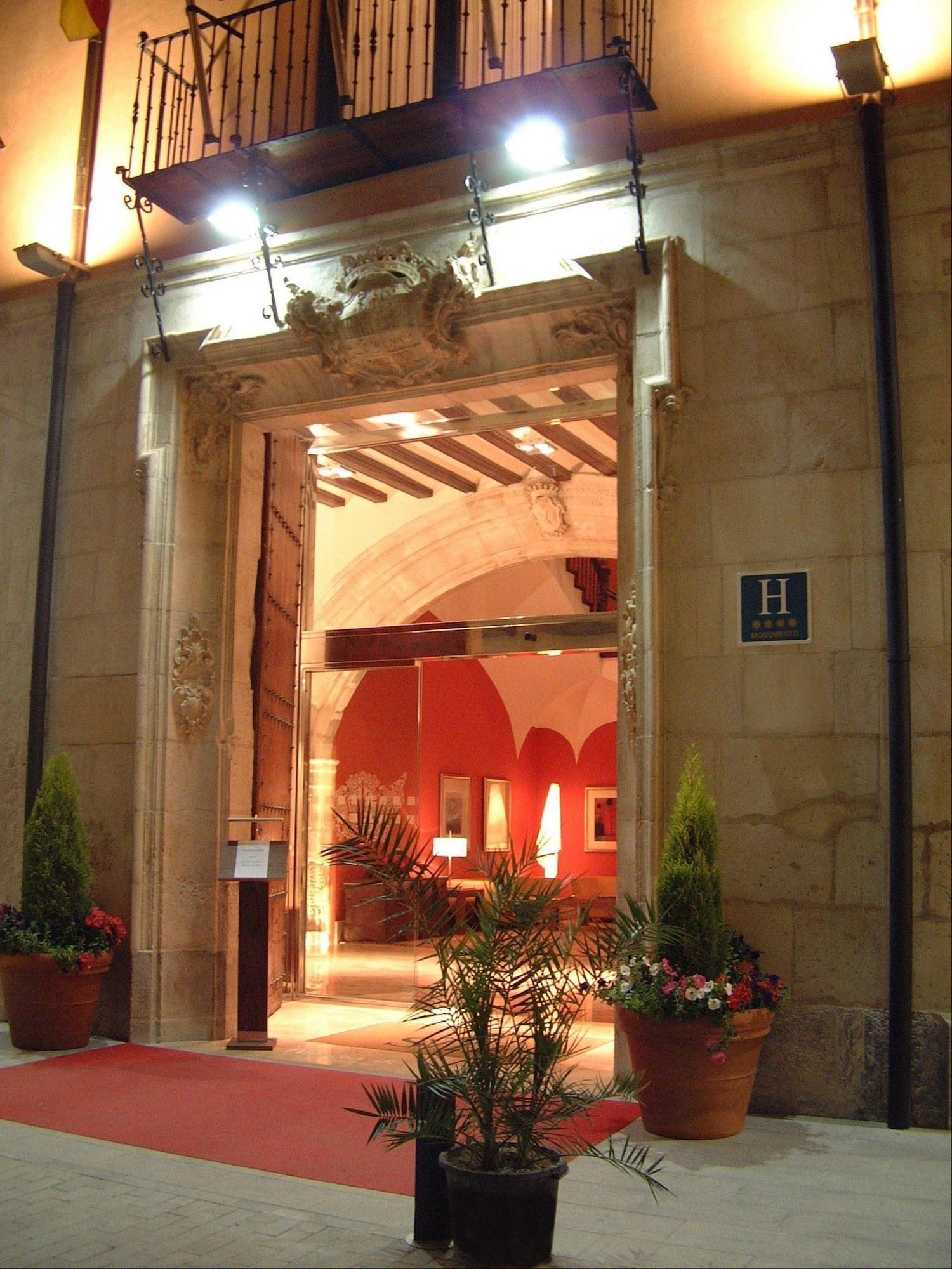 Varios Sercotel Palacio de Tudemir