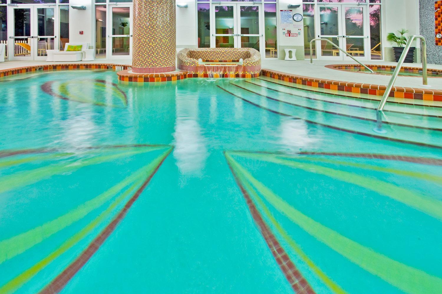 Vista da piscina Holiday Inn Sarasota Airport