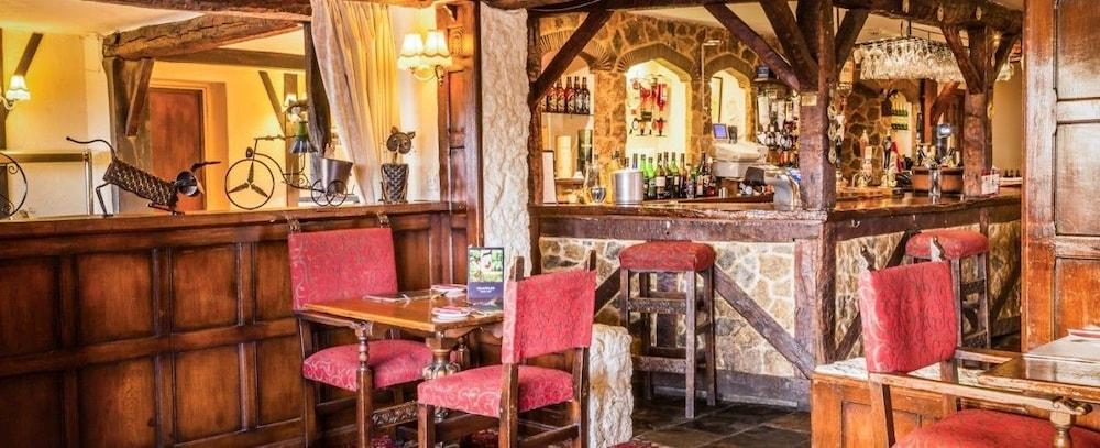 Bar/Salón The Down Inn