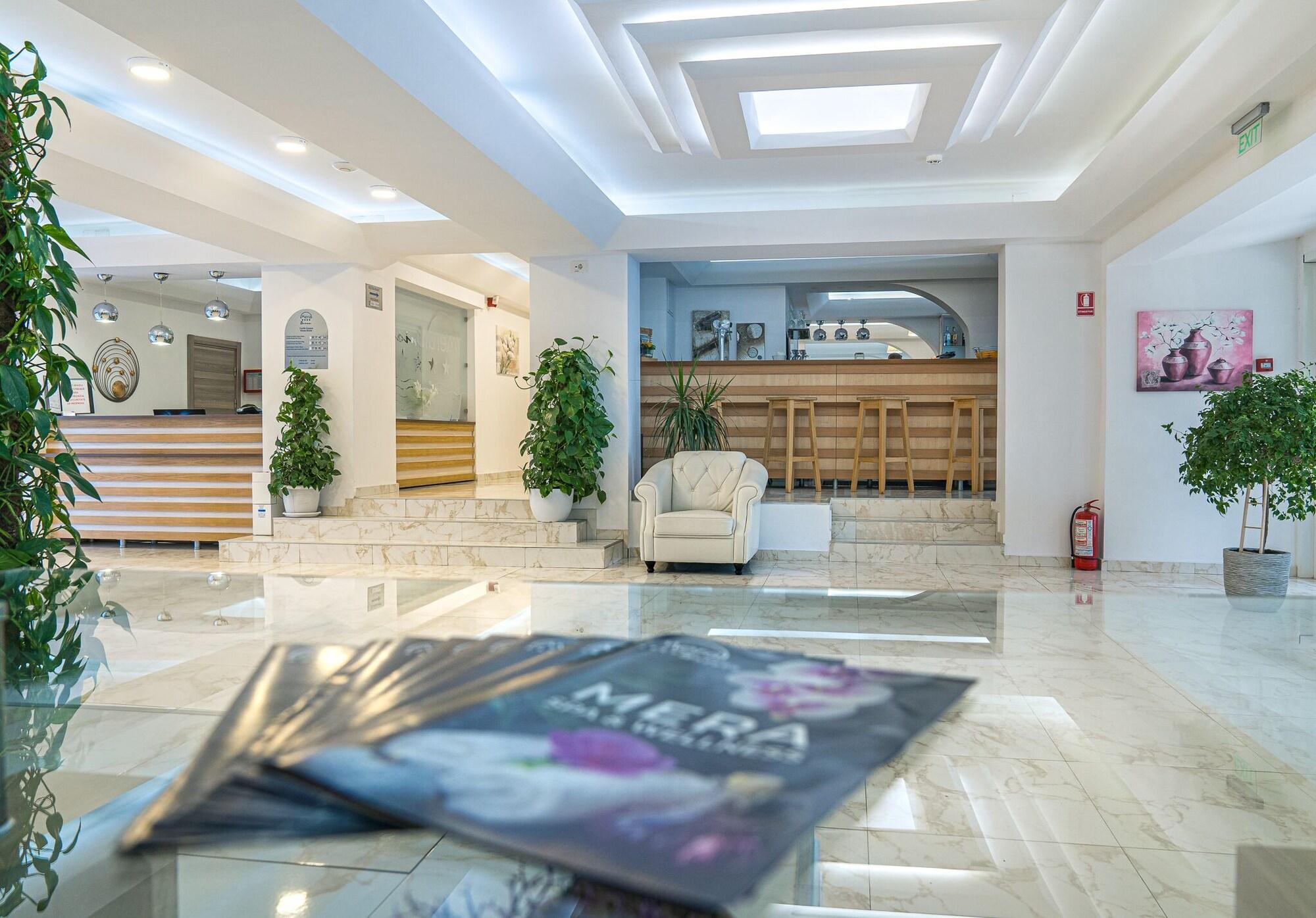 Vista Lobby Mera Brise