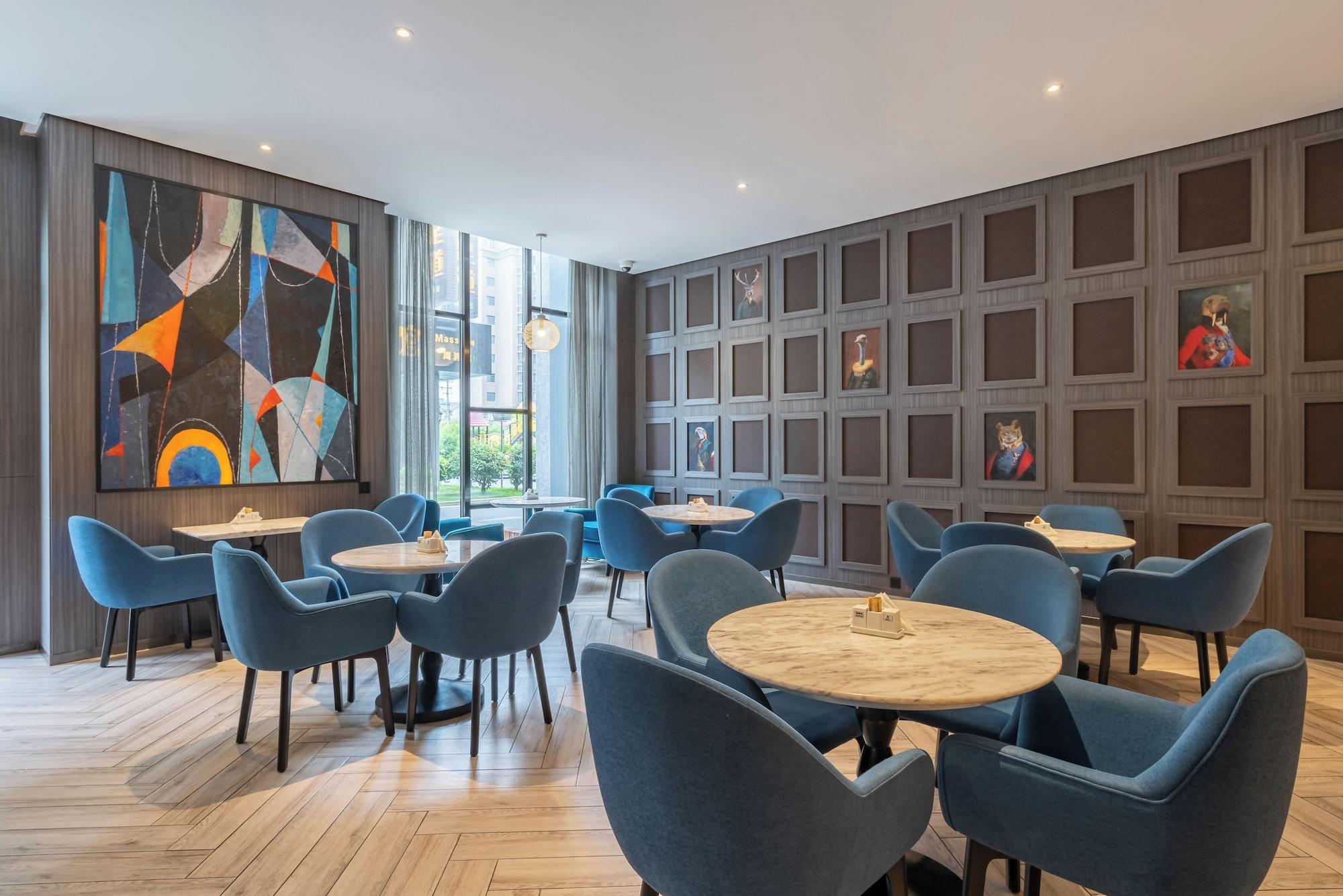 Restaurant Crystal Hotel Shanghai Intl. Tourism