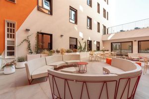 Alojamiento - Hotel Nido Malvarrosa