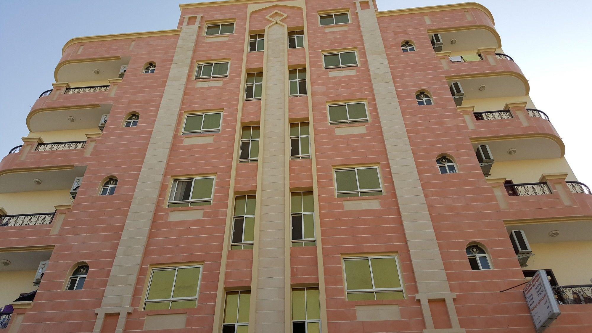 Varios Golden Seasons Furnished Apartments 1