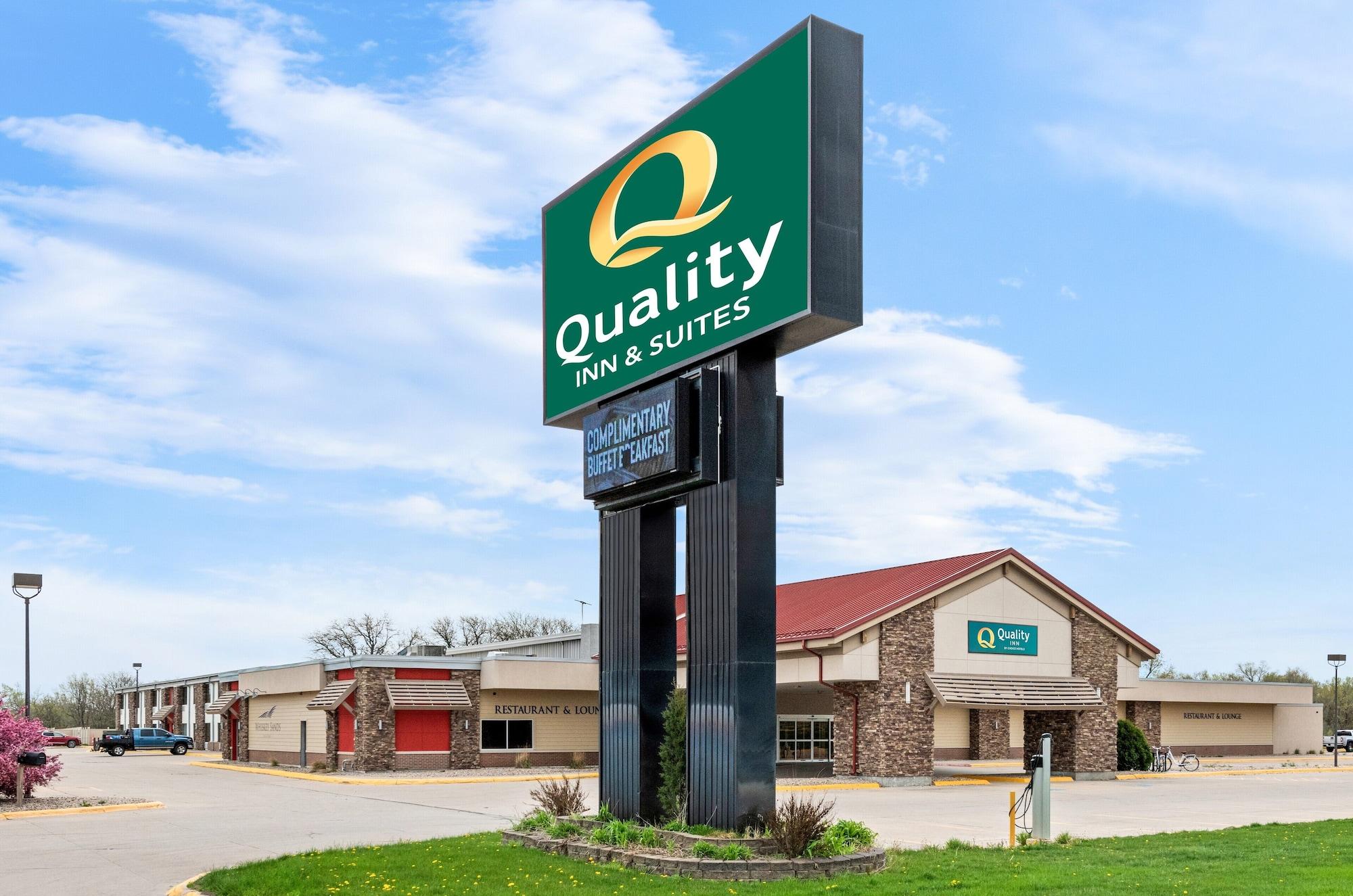 Vista Exterior Quality Inn & Suites Columbus
