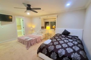 Alquiler Vacacional - Private  room with attached beautiful washroom