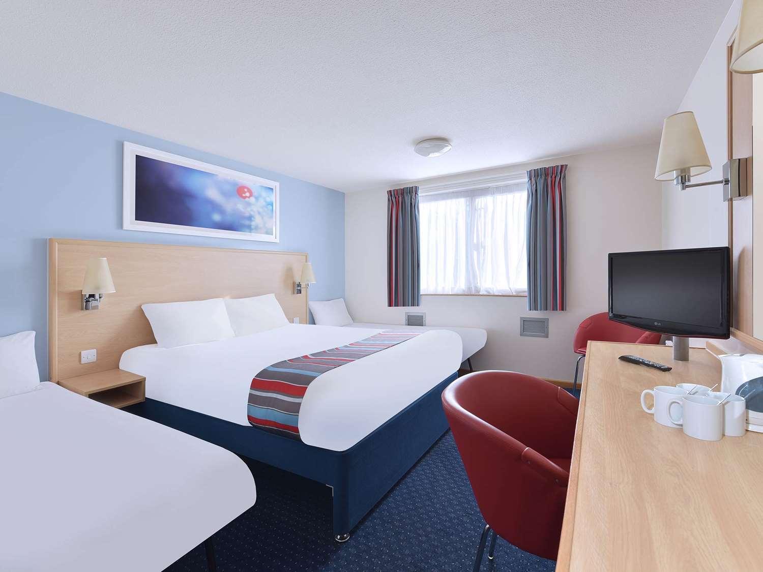 Varios Travelodge London Central City Road Hotel