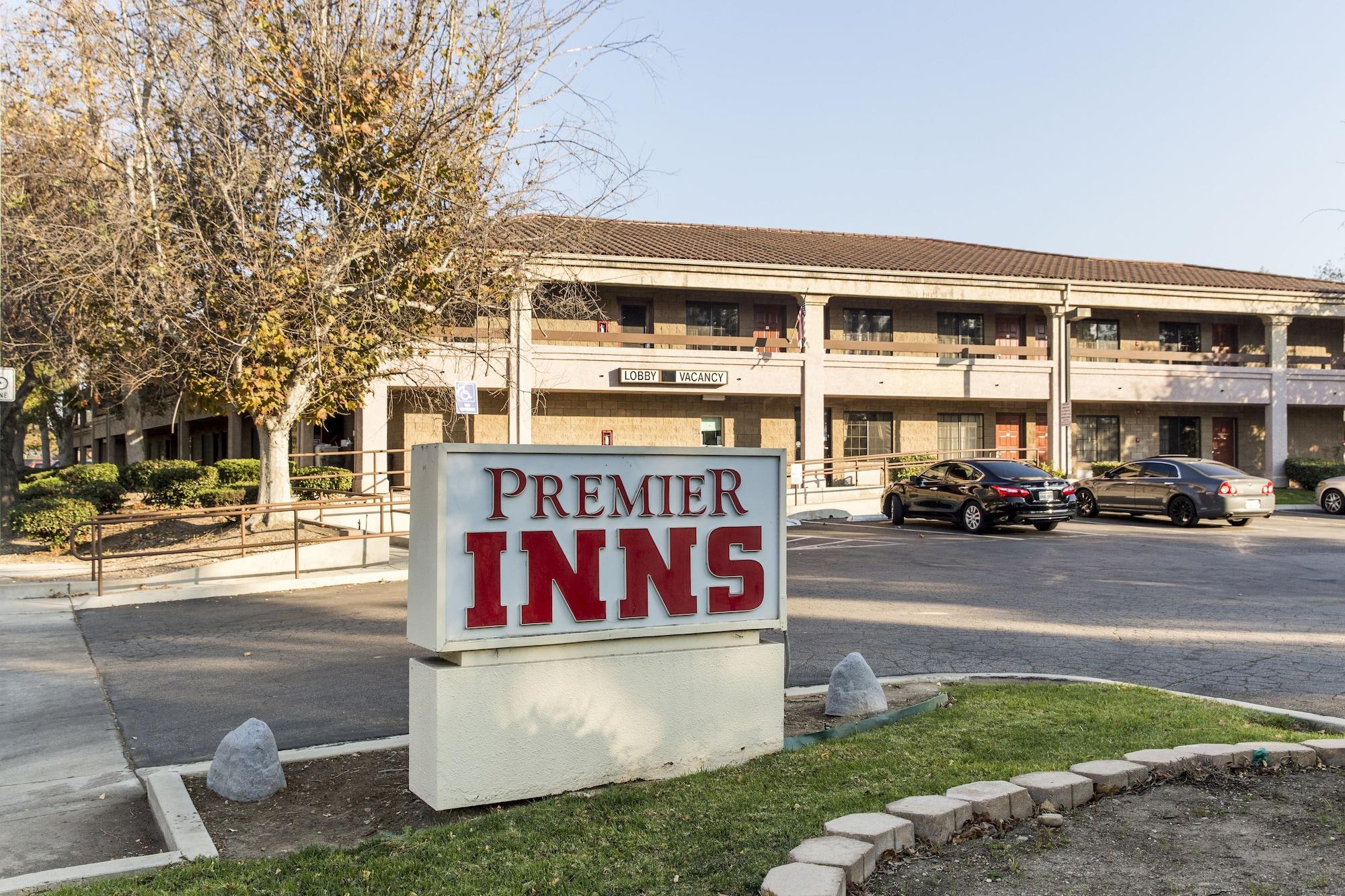 Vista Exterior Premier Inns Thousand Oaks