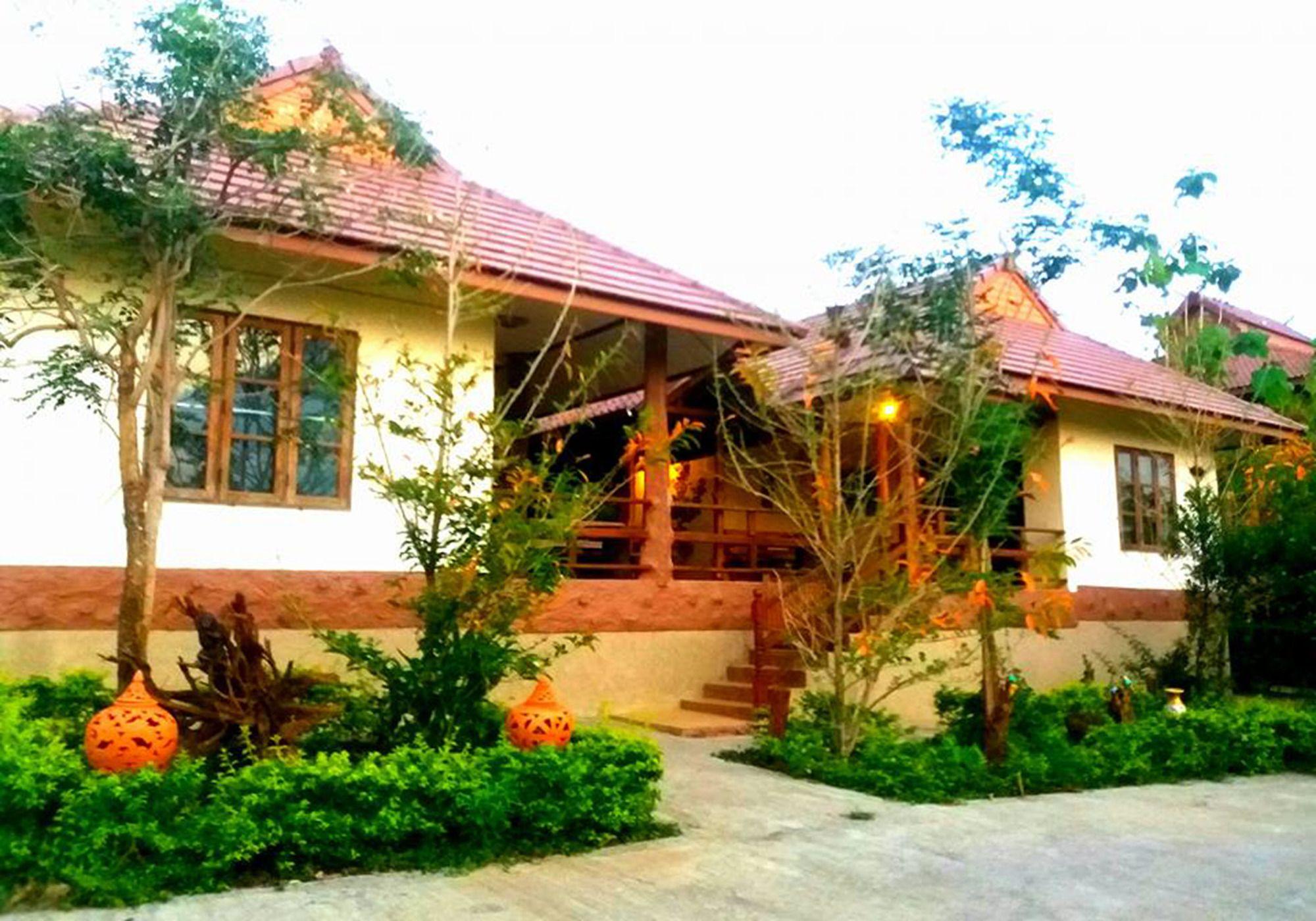 Varios Tantara Resort