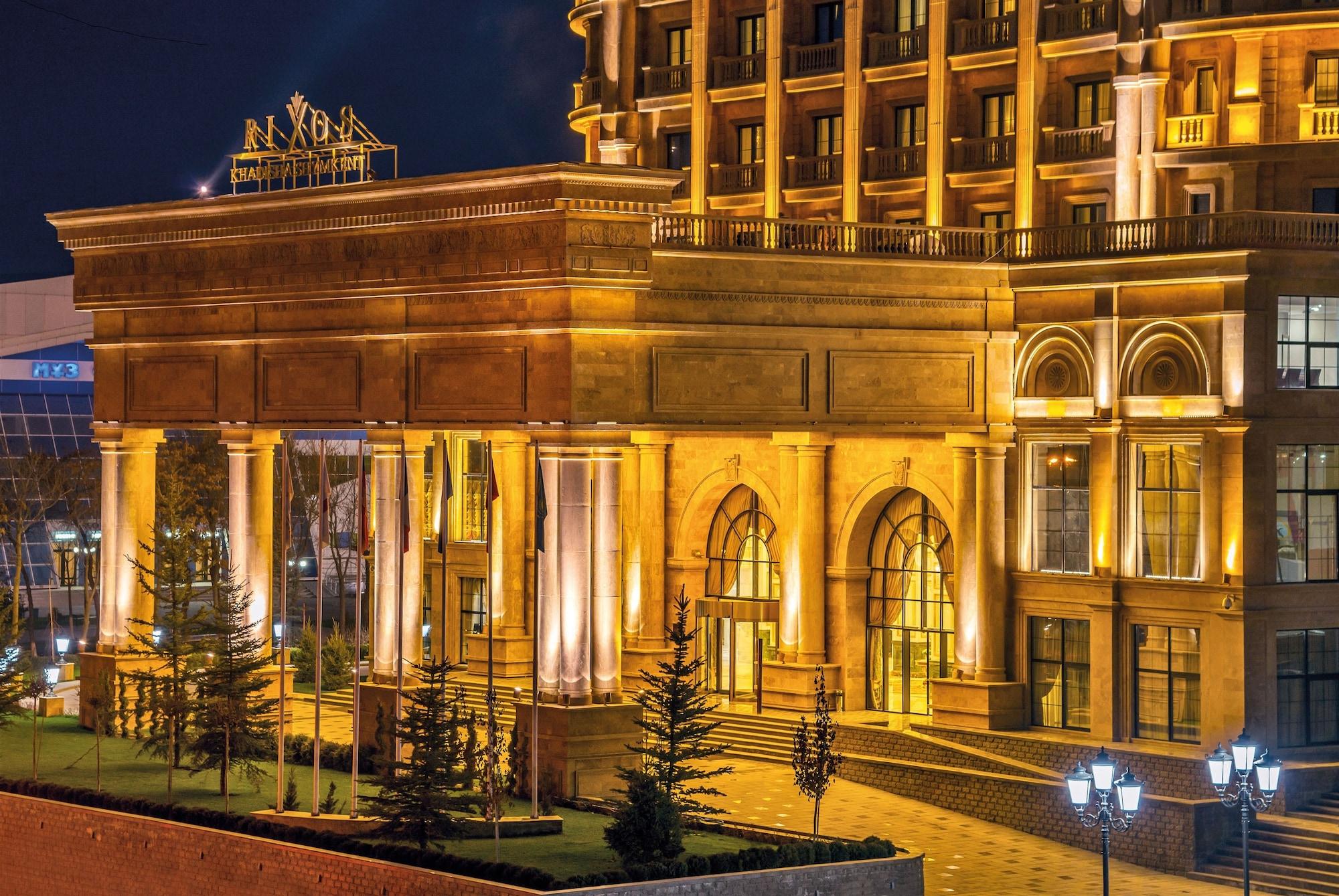 Vista Exterior Rixos Khadisha Shymkent