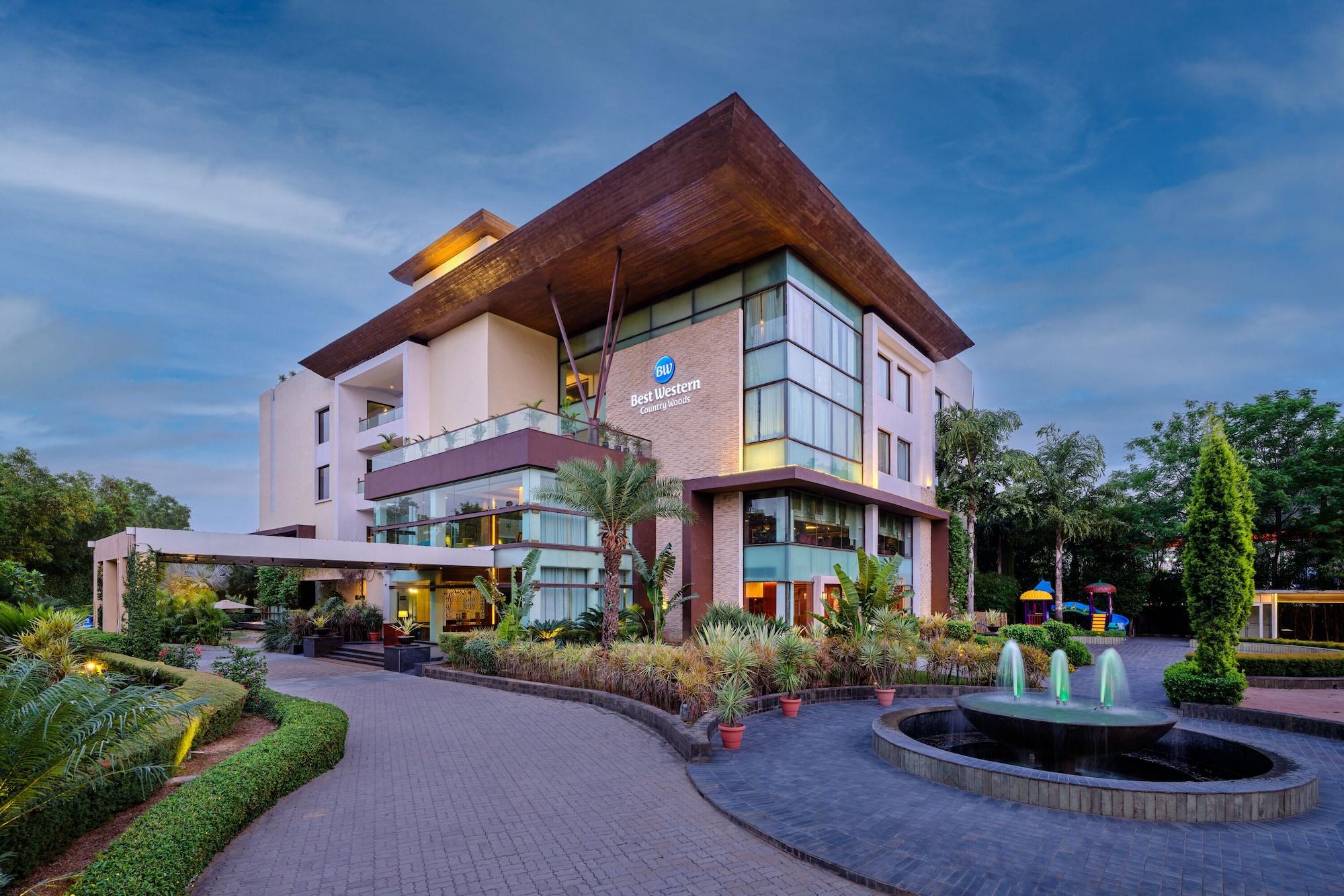 Vista Exterior Best Western Country Woods Ambala