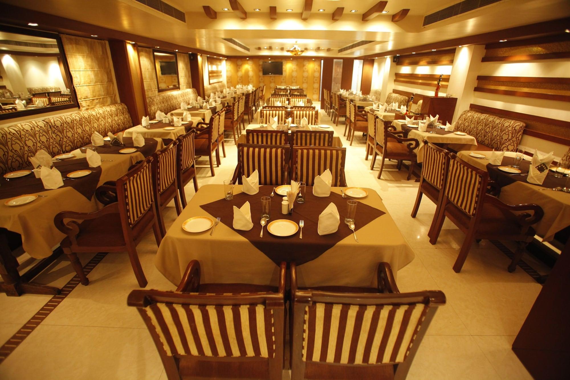 Restaurant Mahalakshmi Palace hotel