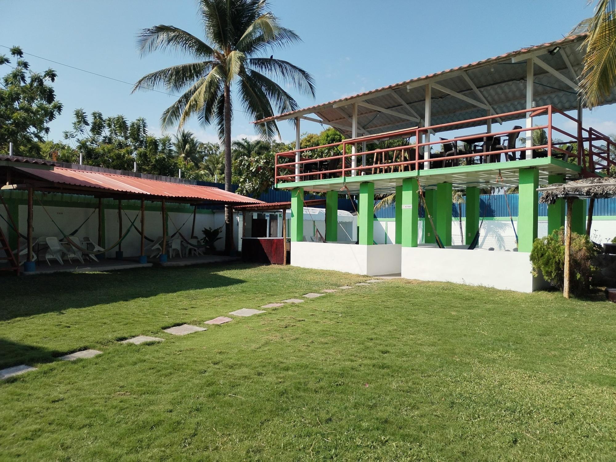 Vista Exterior Hotel Real Costa Inn