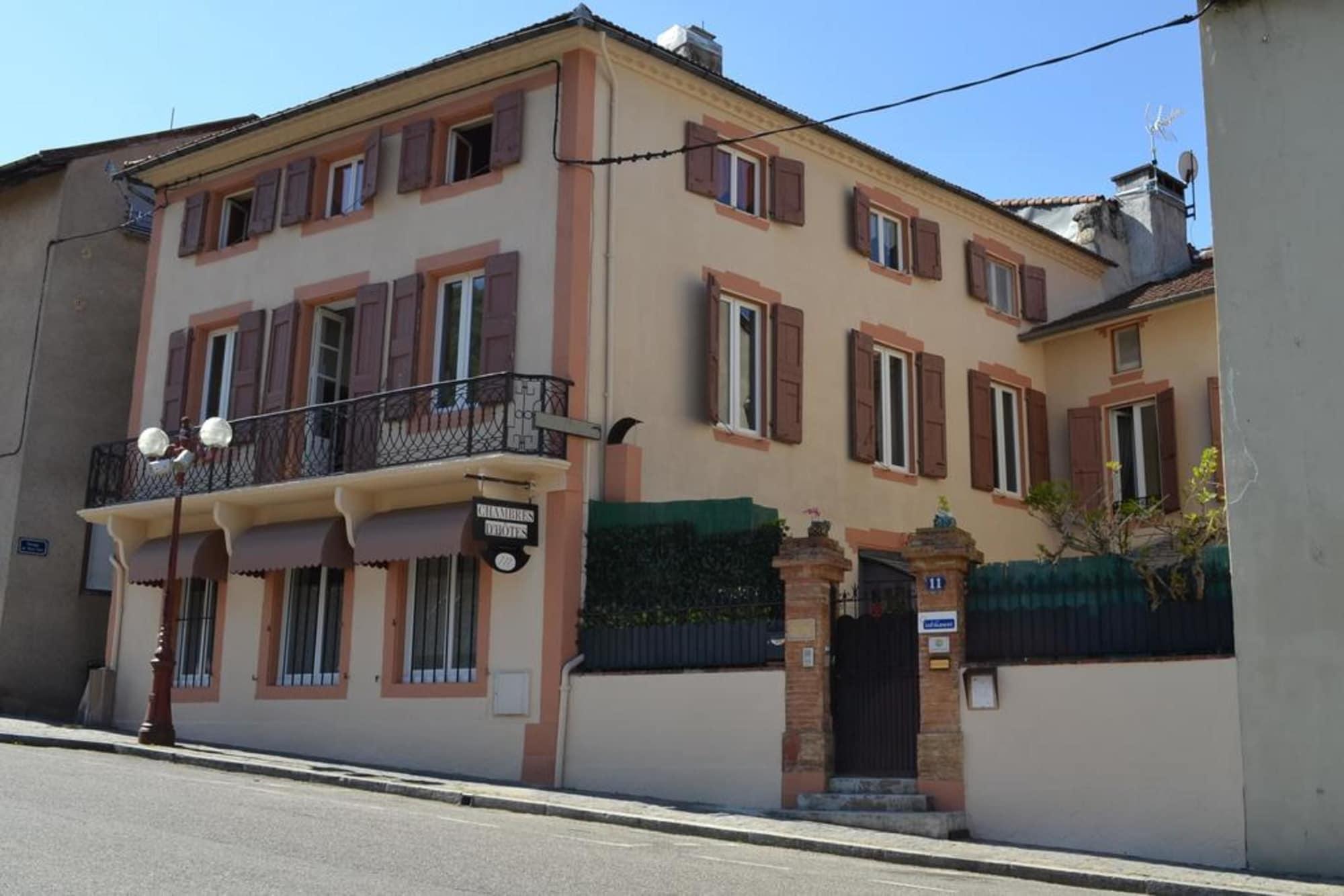 Vista Exterior Belle Occitane