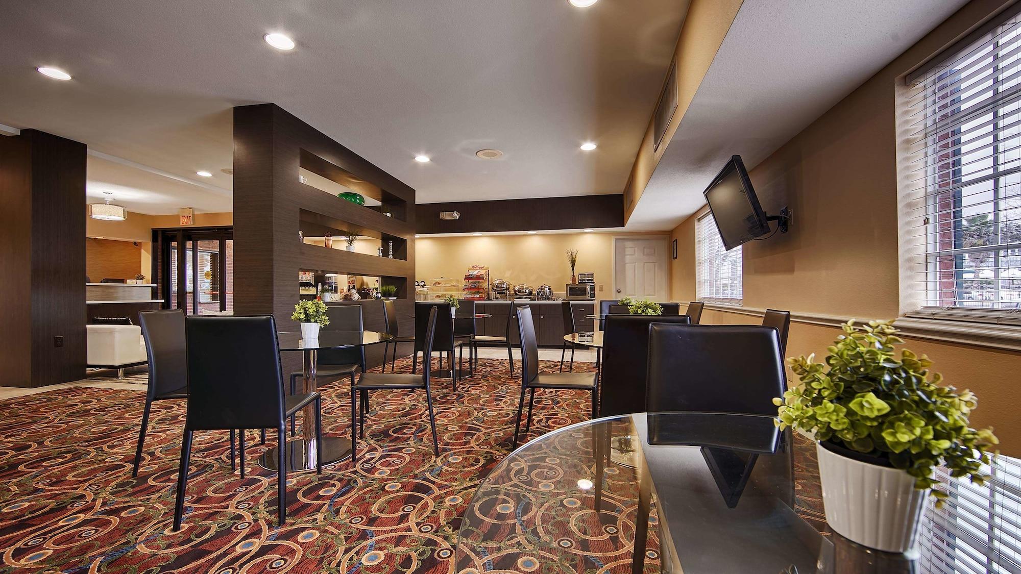Restaurant Baymont by Wyndham Houston/Westchase