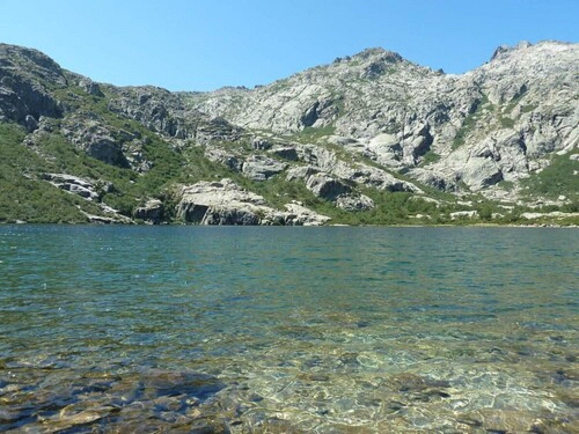 Varios Hotel des Touristes