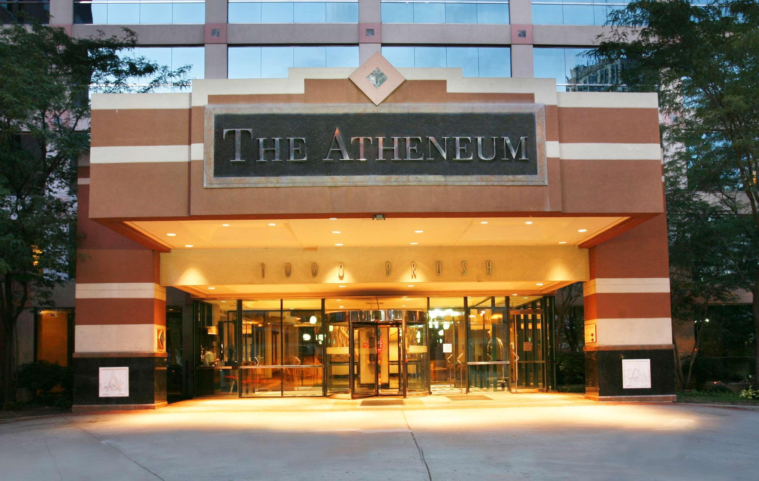 Vista Exterior Atheneum Suite Hotel