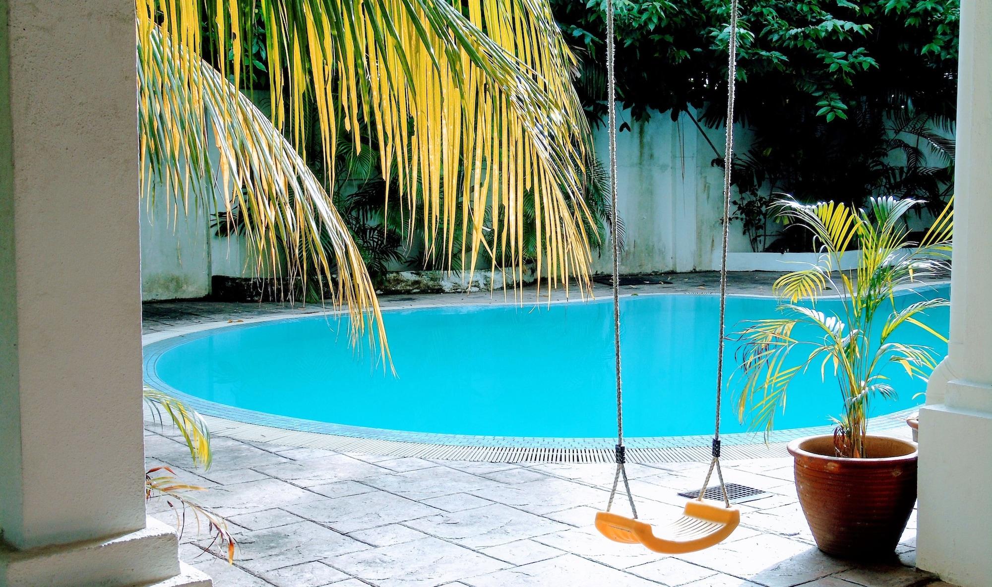 Instalaciones Recreativas Rumah Putih near KLIA & Xiamen University