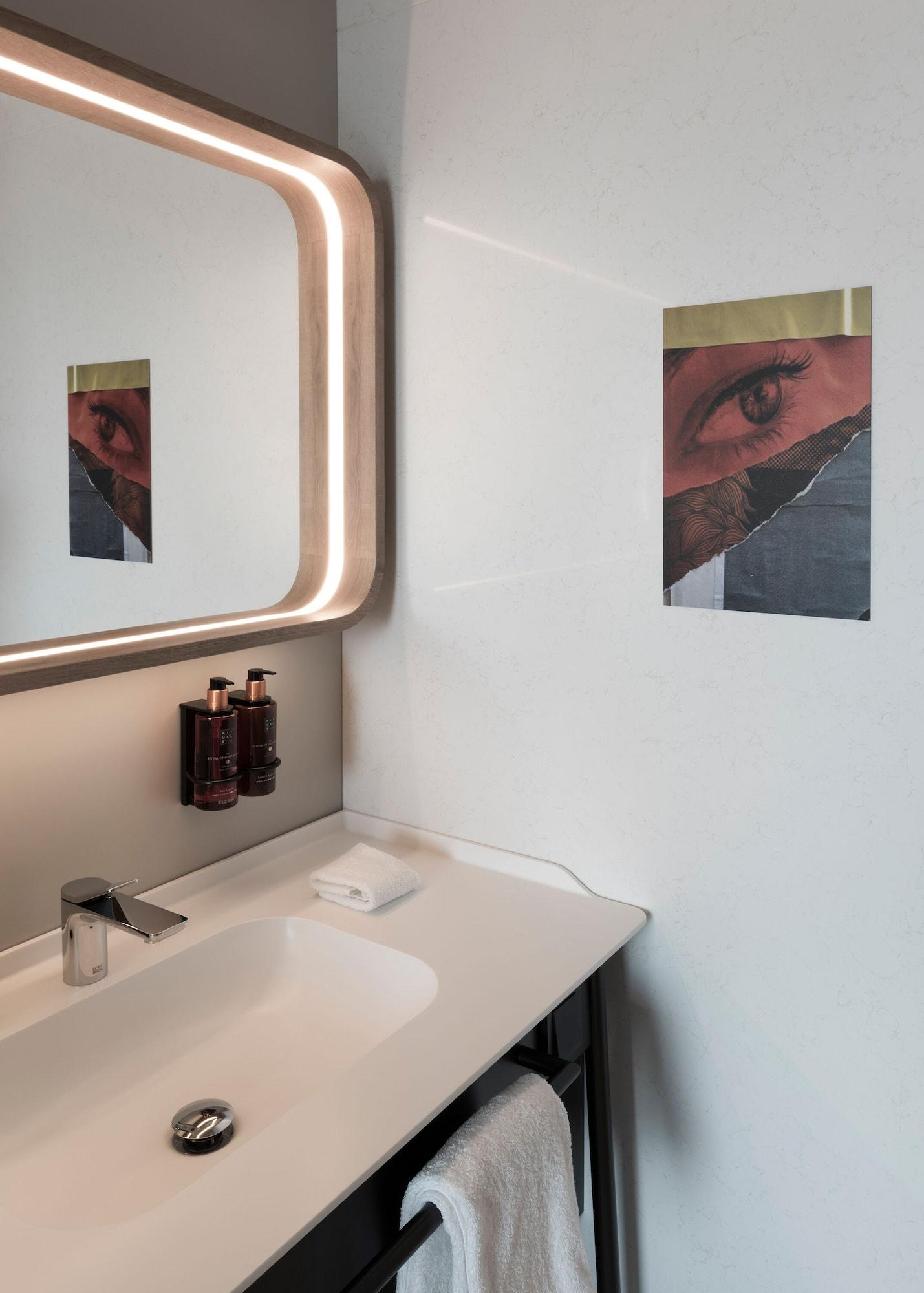 Hotel b'mine hotel Frankfurt Airport