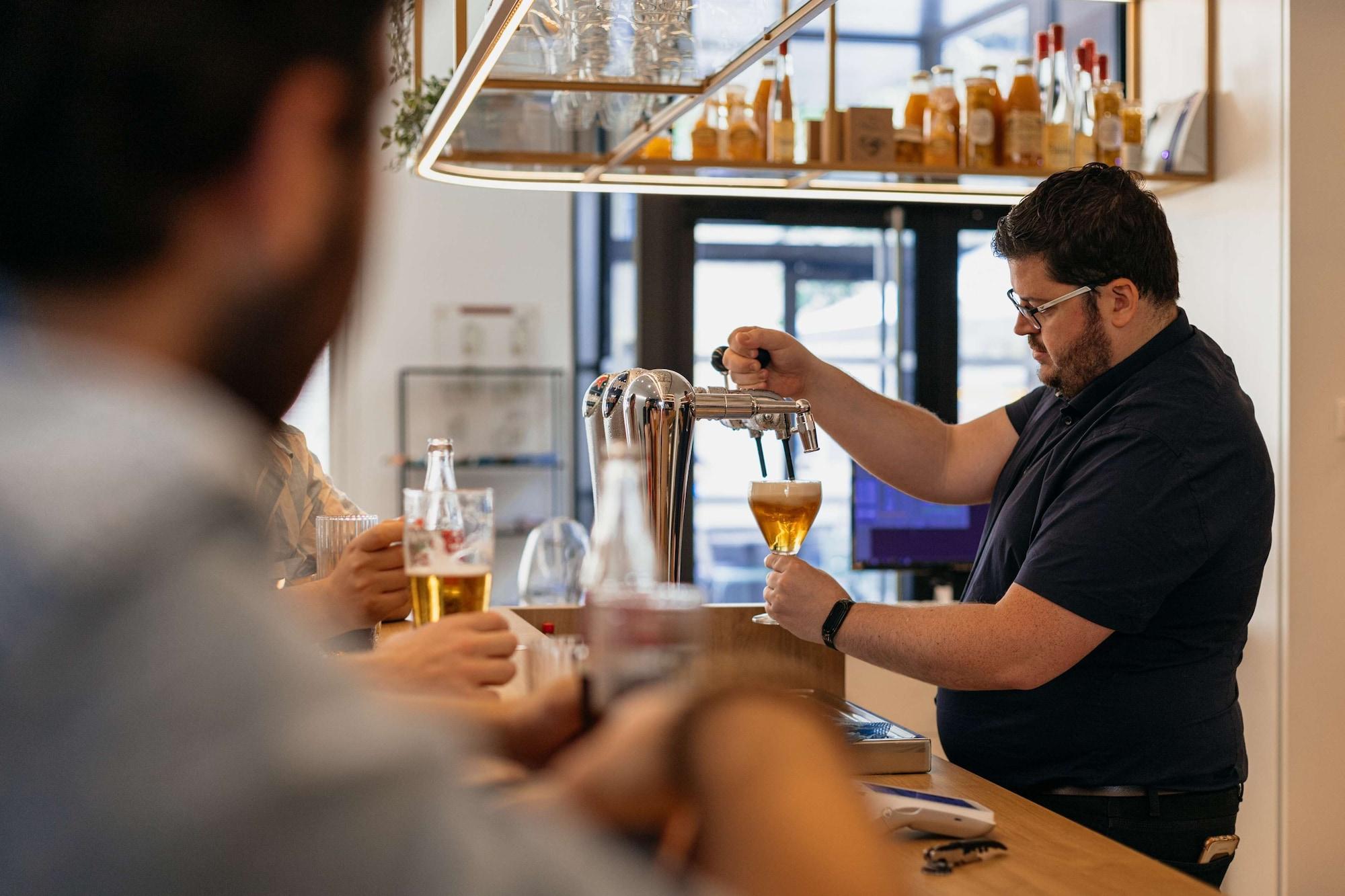 Bar/Salón Hotel Kyriad Metz Centre