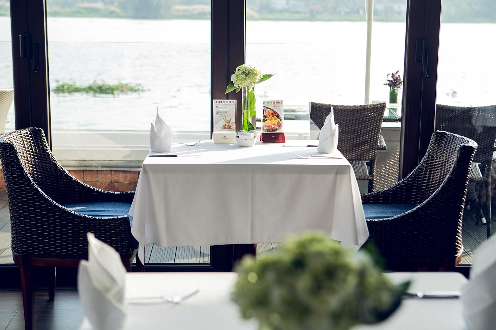 Restaurant Villa Song Saigon