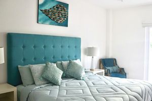 Alquiler Vacacional - Charming Front Beach 3-Bedroom Villa in Roatan