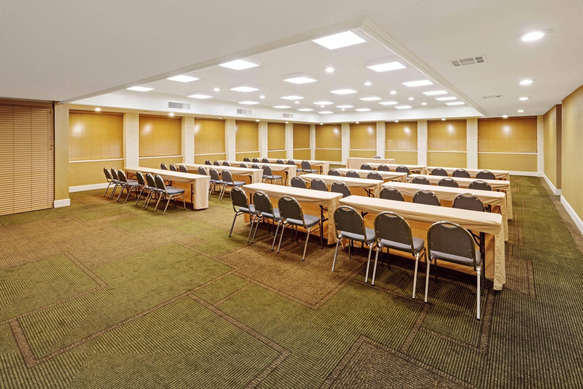 Sala de Reuniones Travelodge by Wyndham Phoenix North