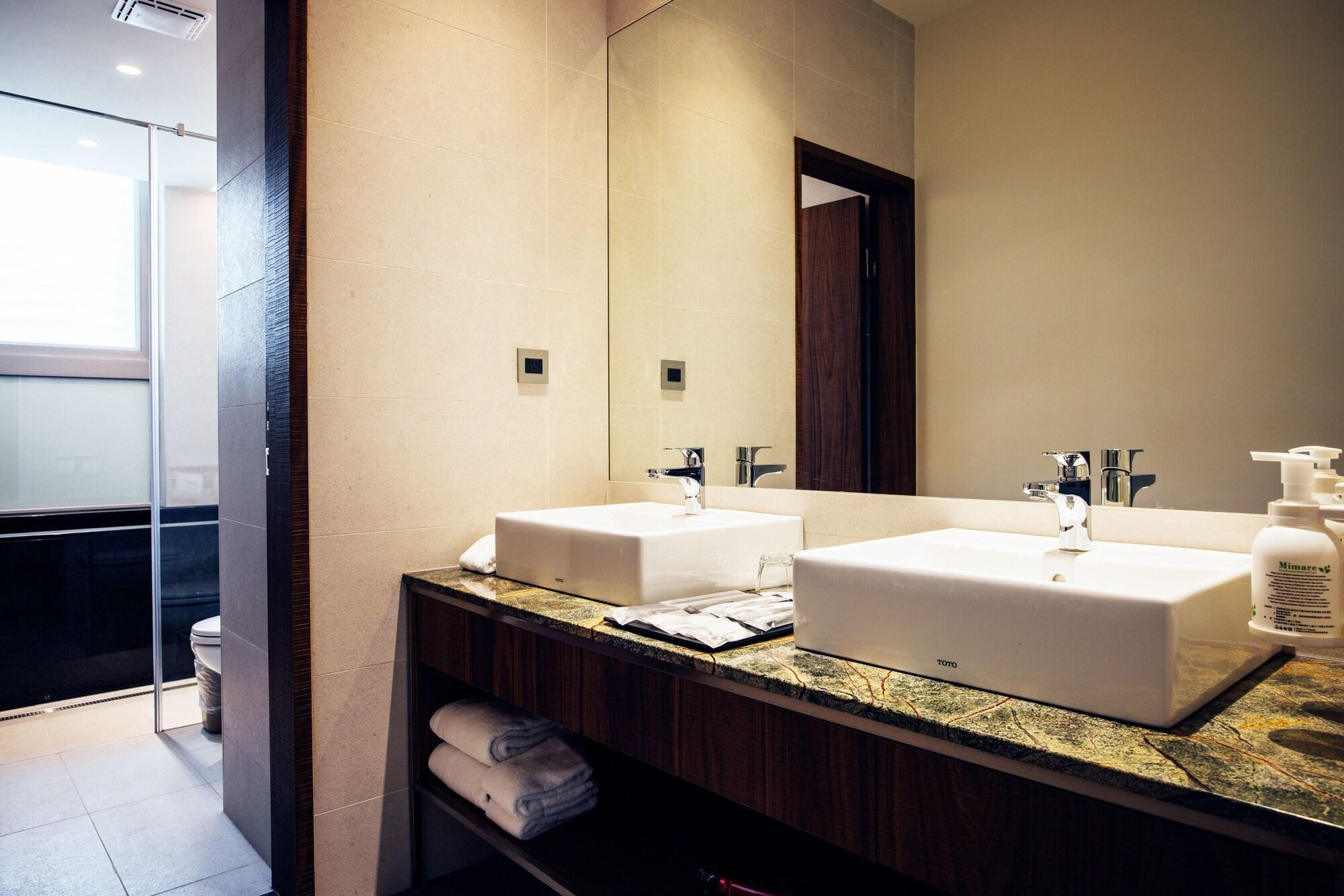 Equipamiento de Habitación HOTEL BEGINS