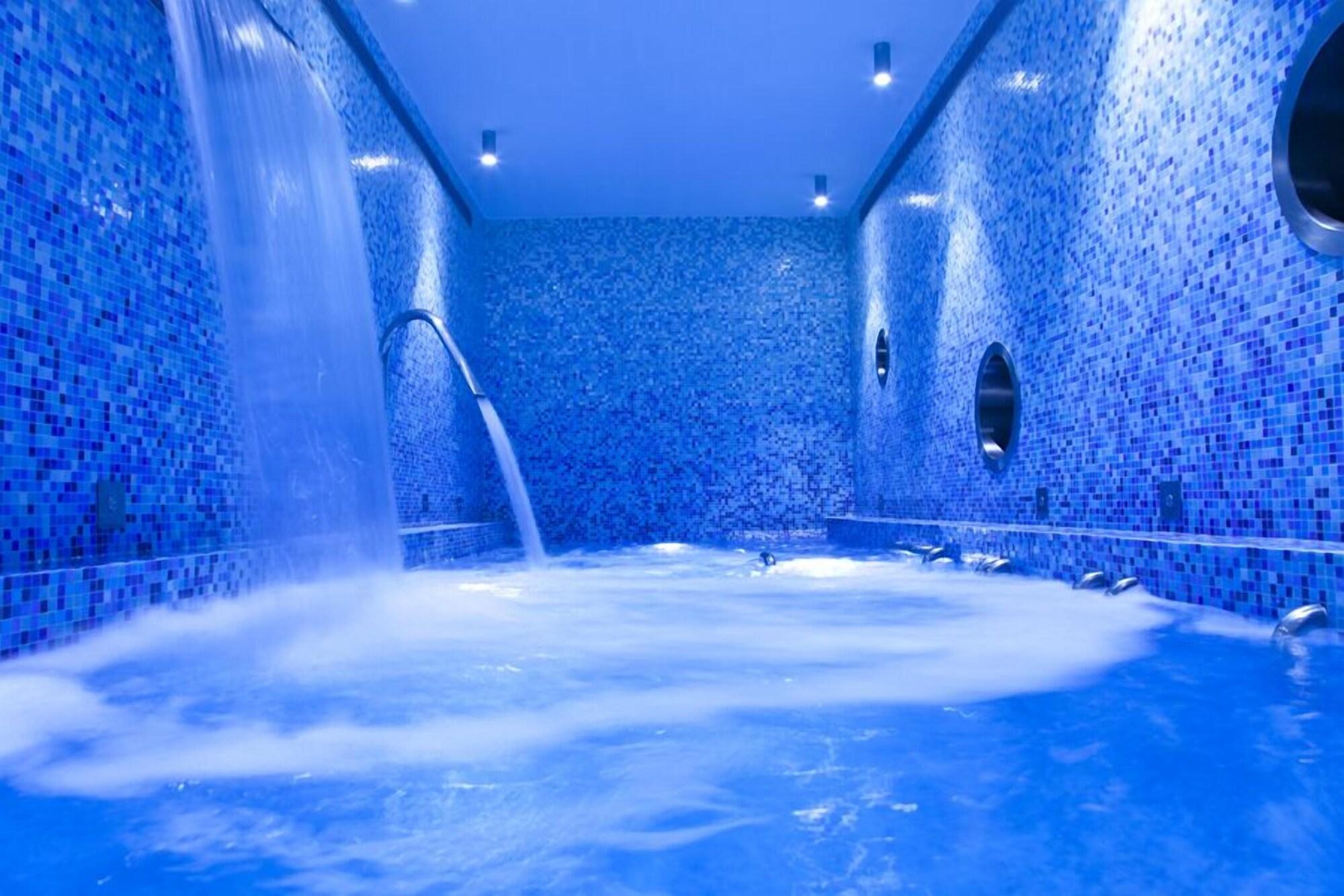 Varios Hotel & Spa Ceres