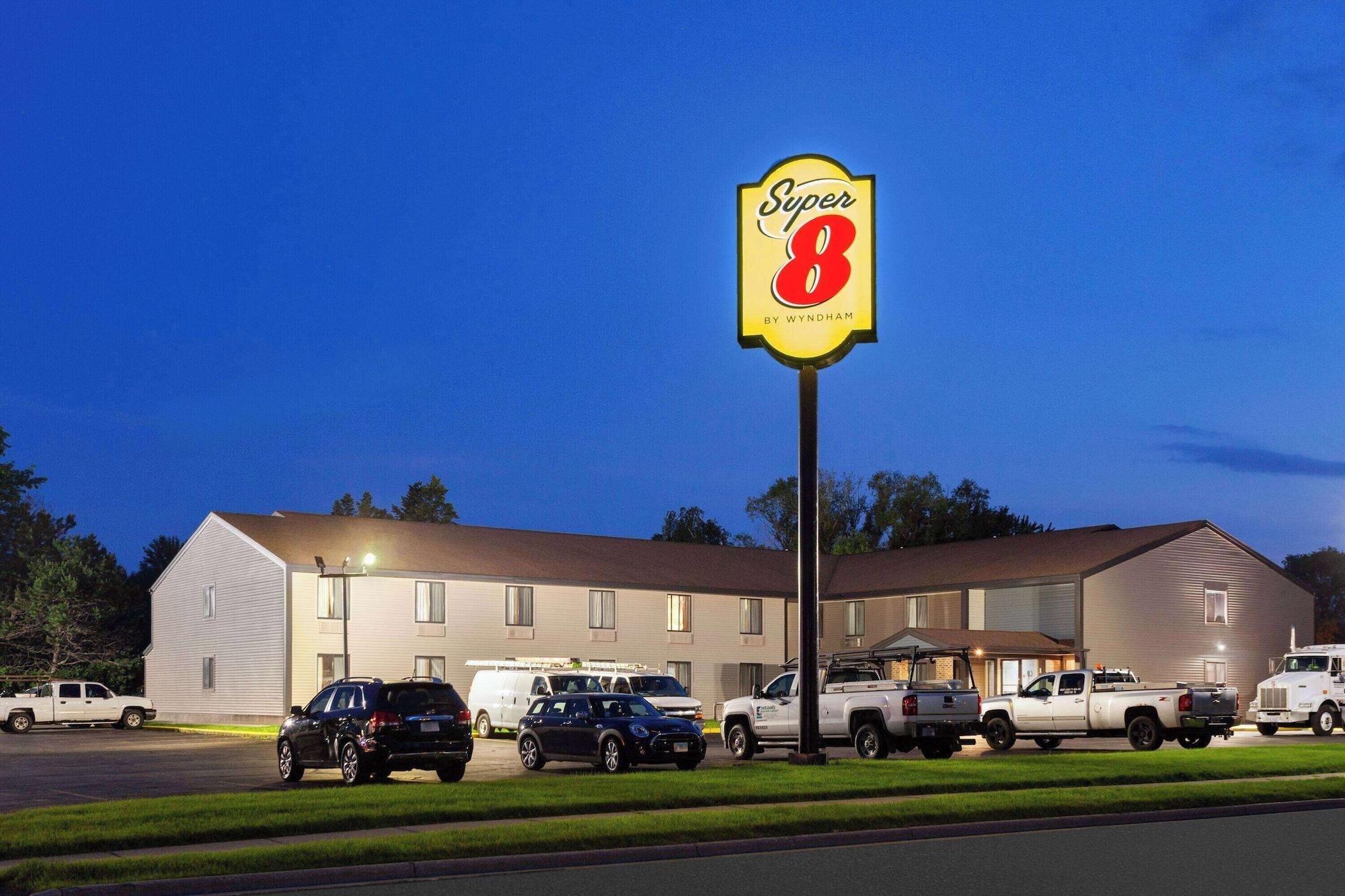 Varios Super 8 by Wyndham Sun Prairie/Madison E