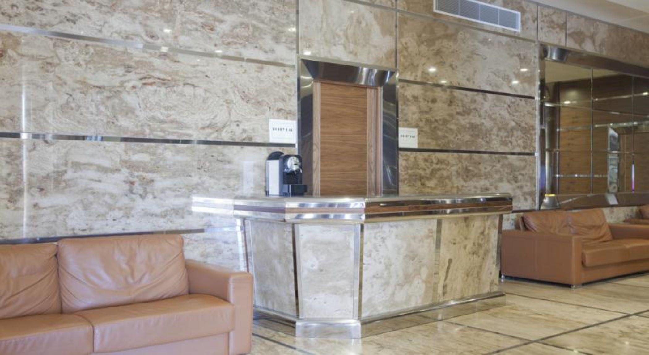 Vista Exterior Gran Hotel Corona Sol