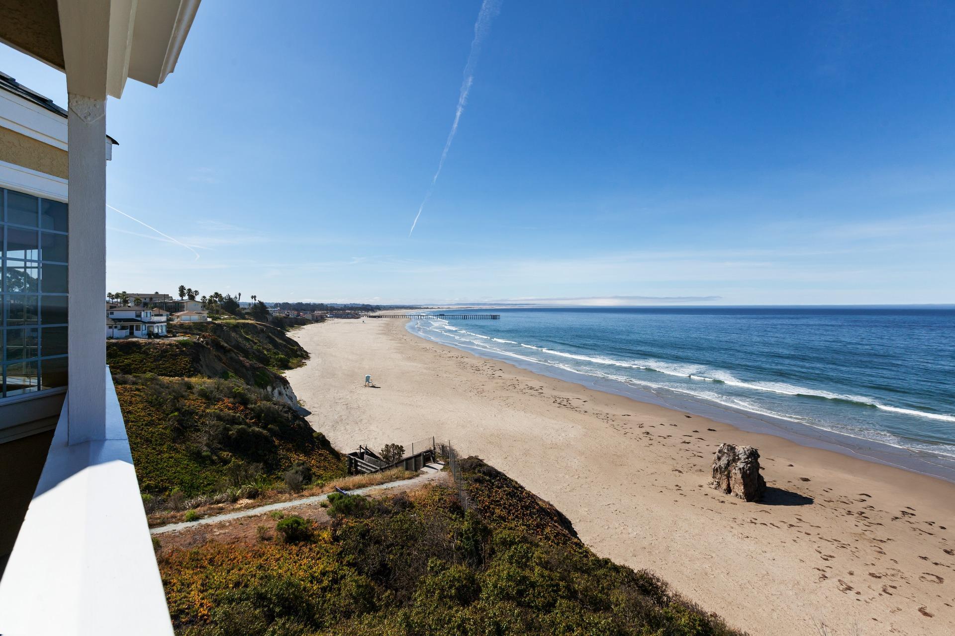Playa SeaCrest OceanFront Hotel
