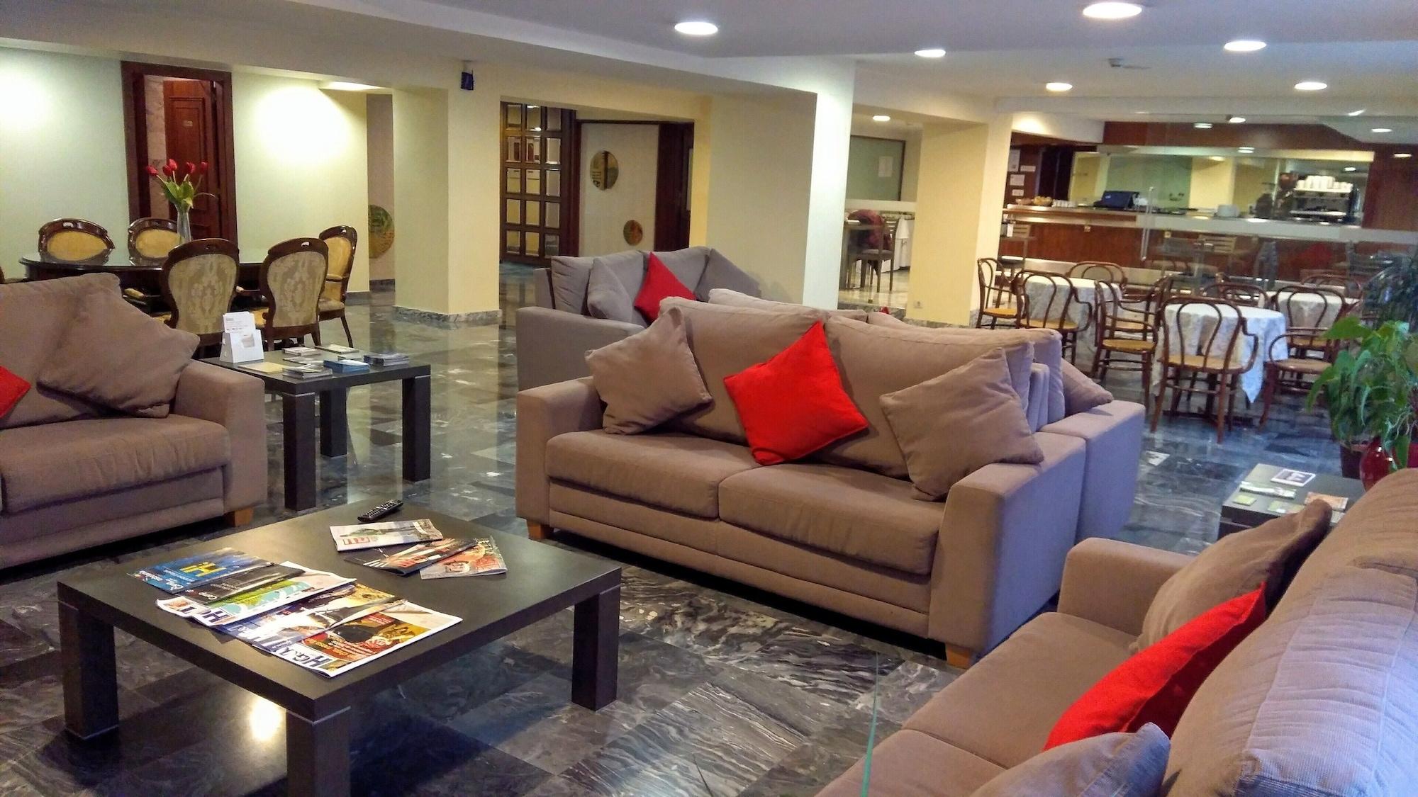 Varios Hotel Windsor