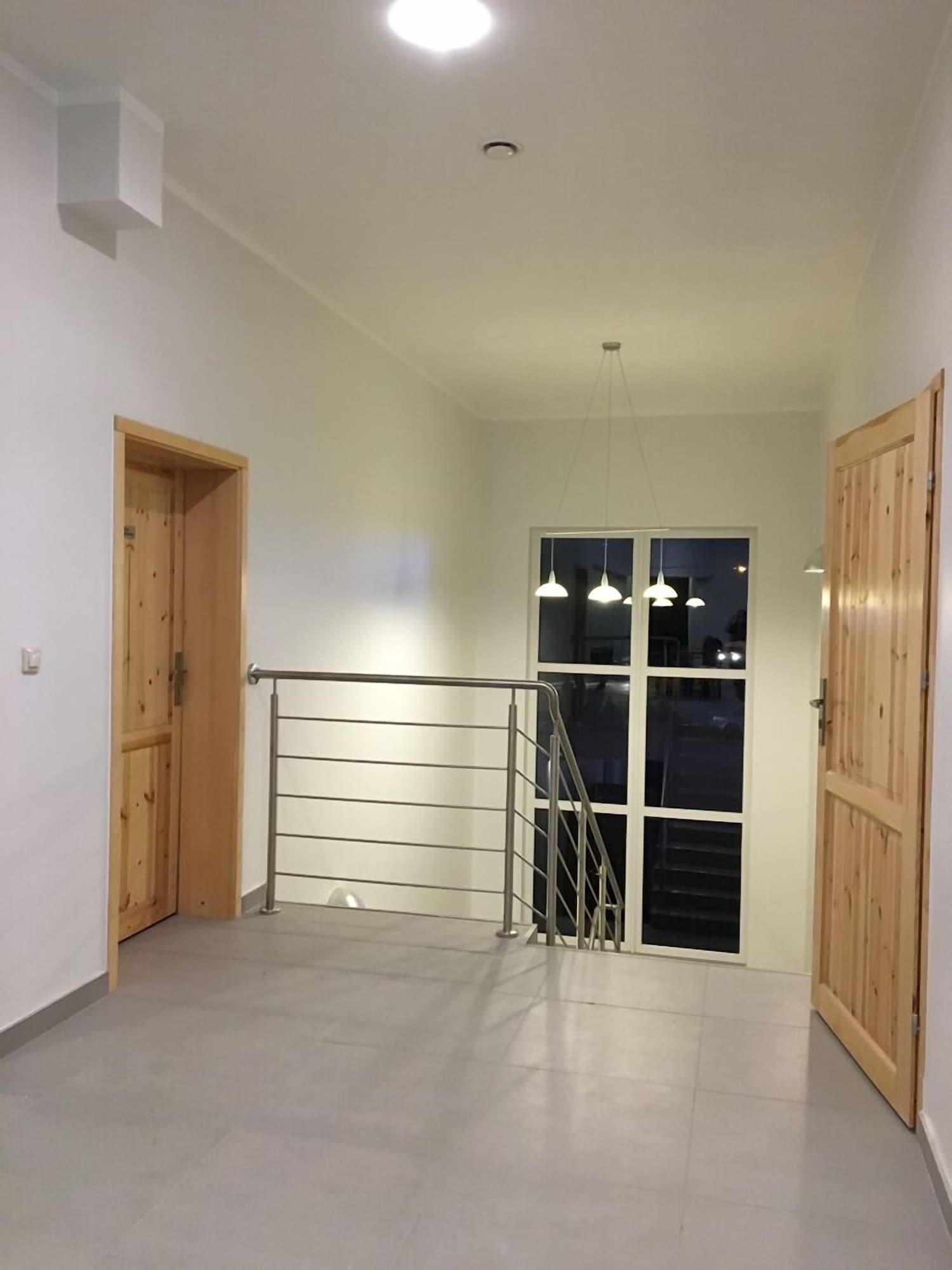 Varios Arcus Premium Hostel