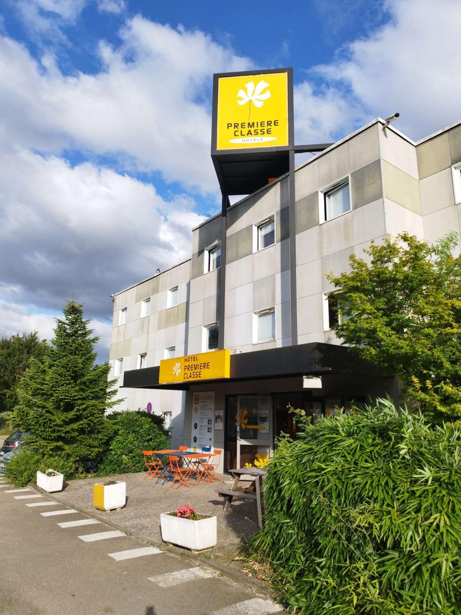 Vista Exterior Premiere Classe Troyes Sud - Parc Saint Thibault