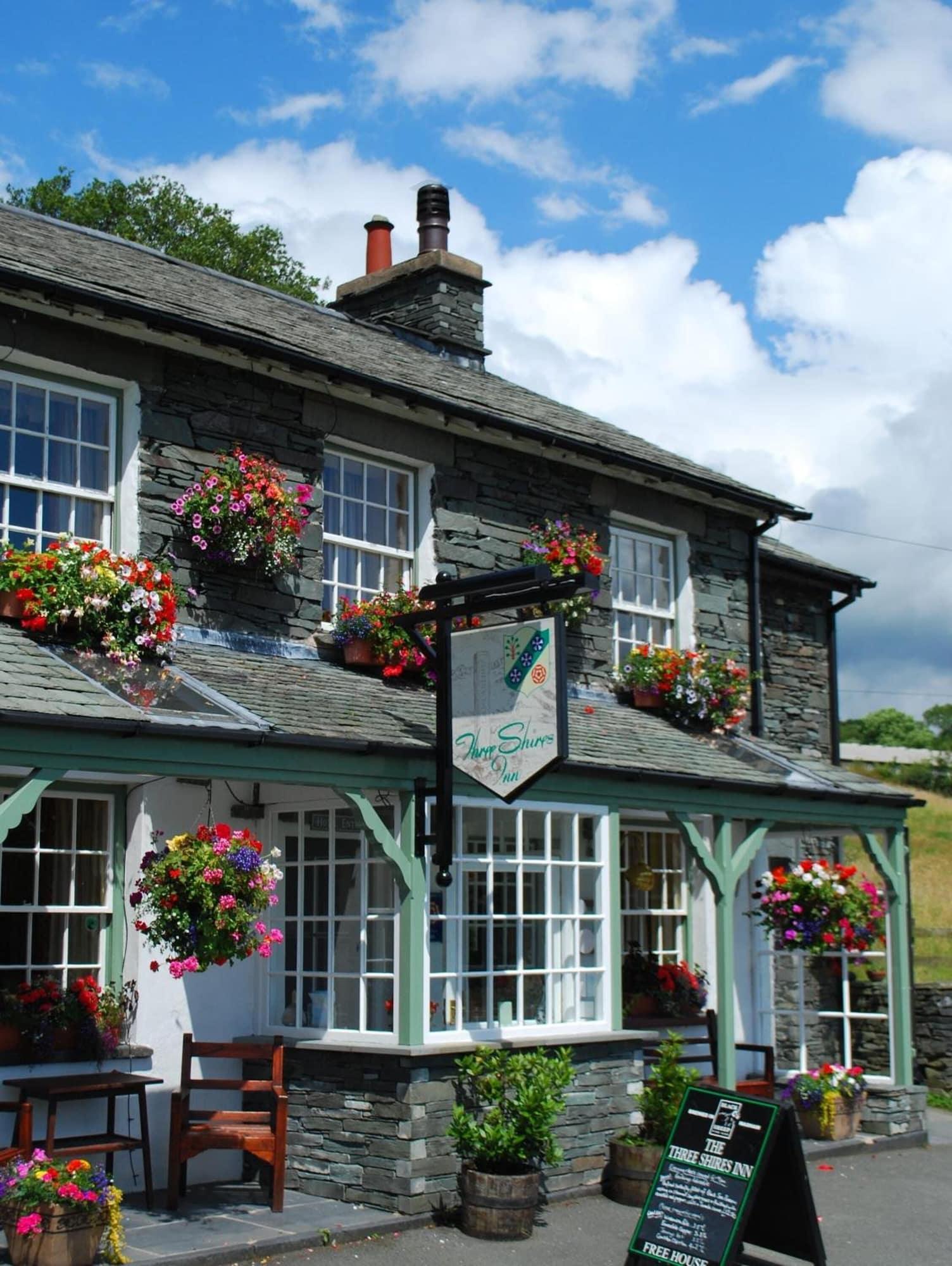 Vista Exterior The Three Shires Inn