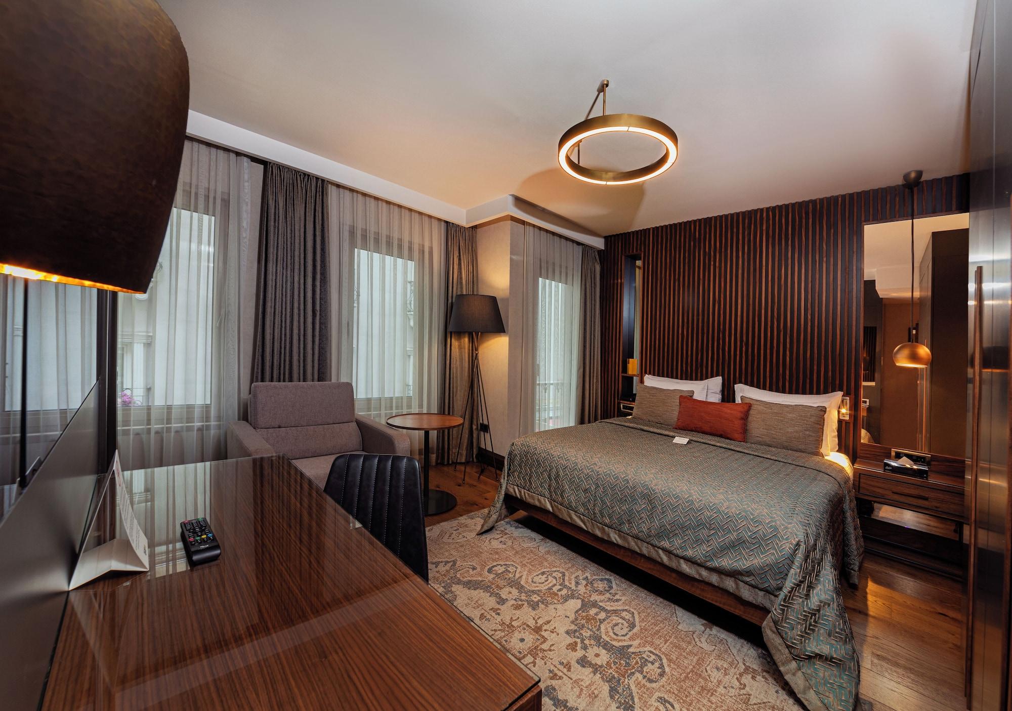 Varios Levni Plus Hotel