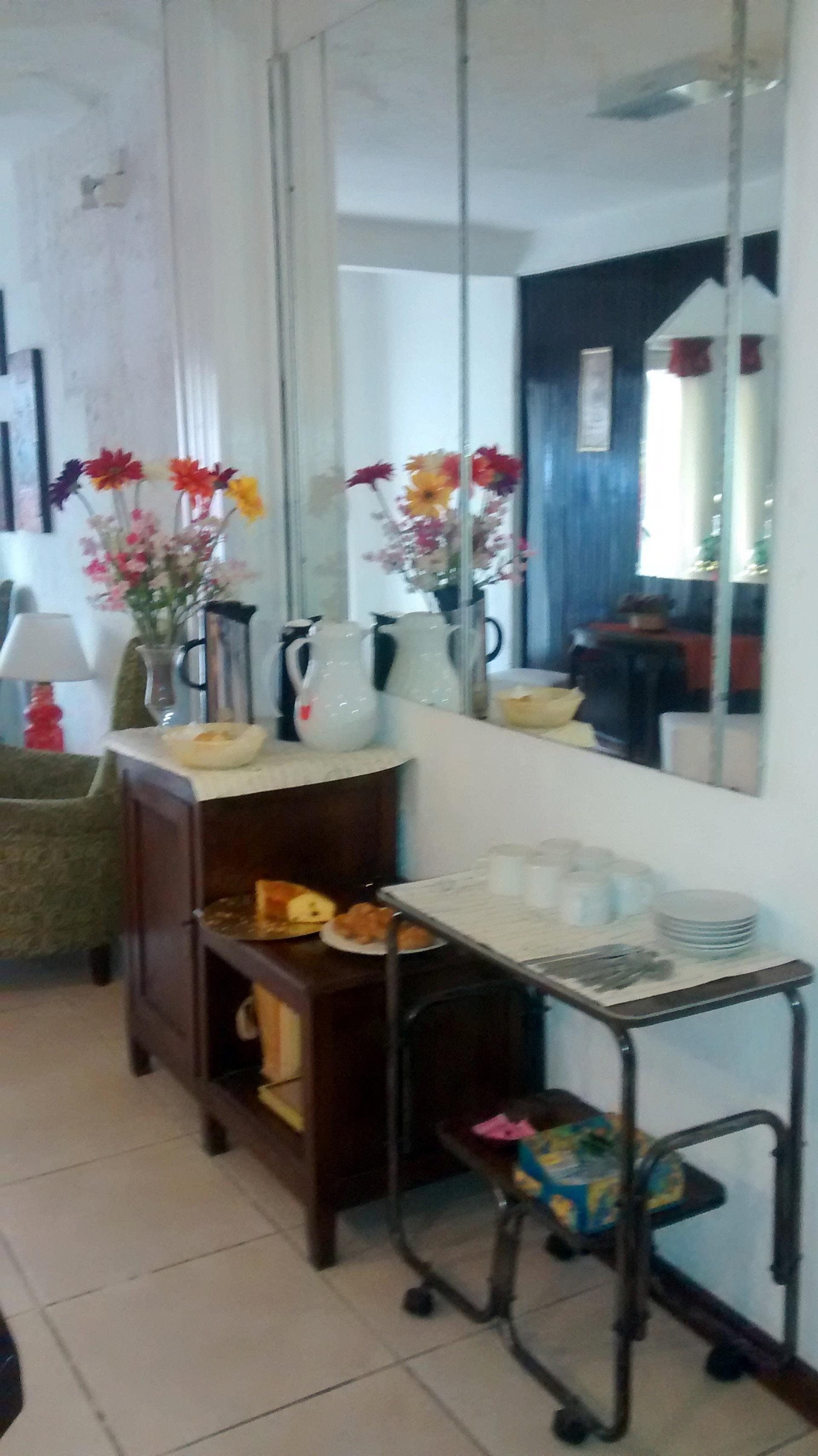 Varios Hotel Messina