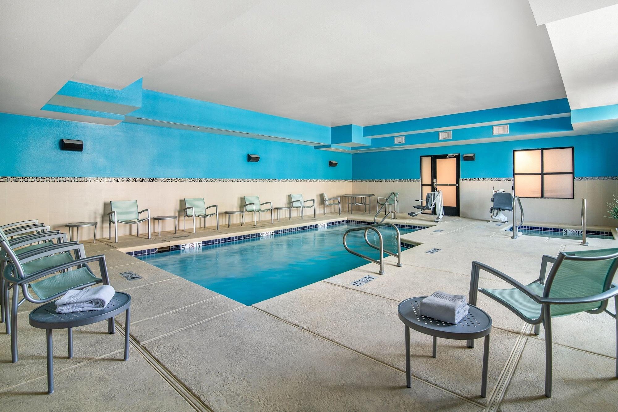 Vista Piscina SpringHill Suites by Marriott Las Vegas Henderson