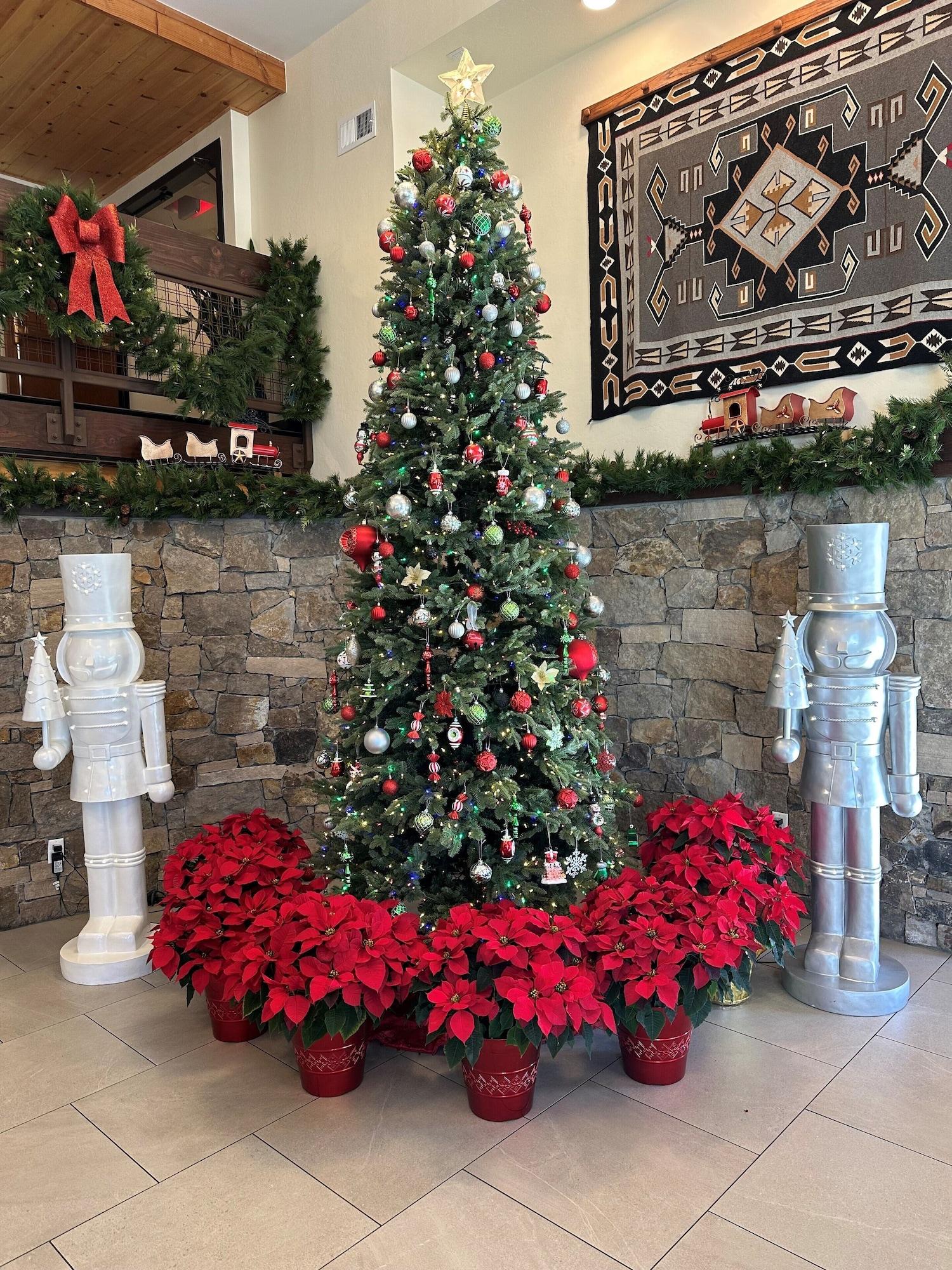 Vista Lobby Red Feather Lodge