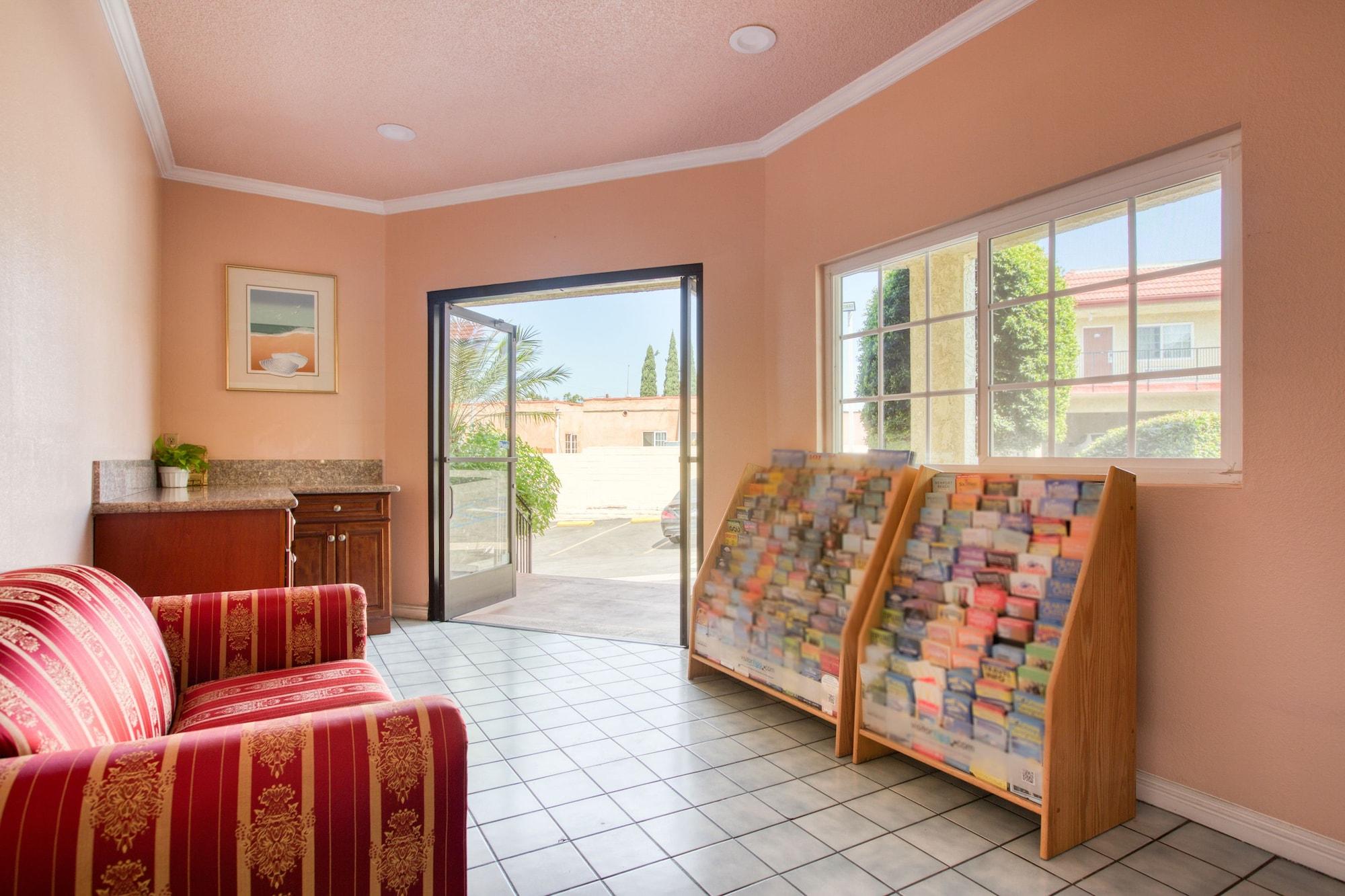Vista Lobby Heritage Inn